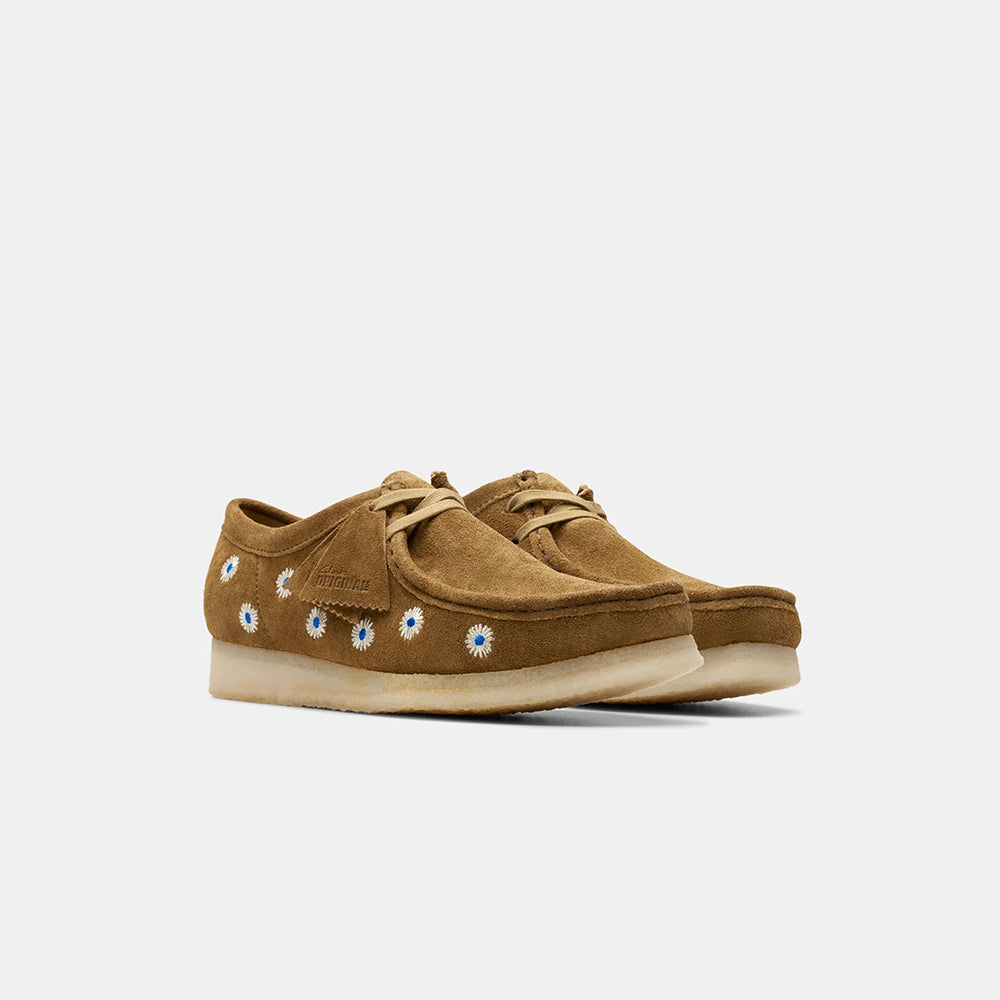 [CLARKS ORIGINALS] WALLABEE _ DARK OLIVE EMB