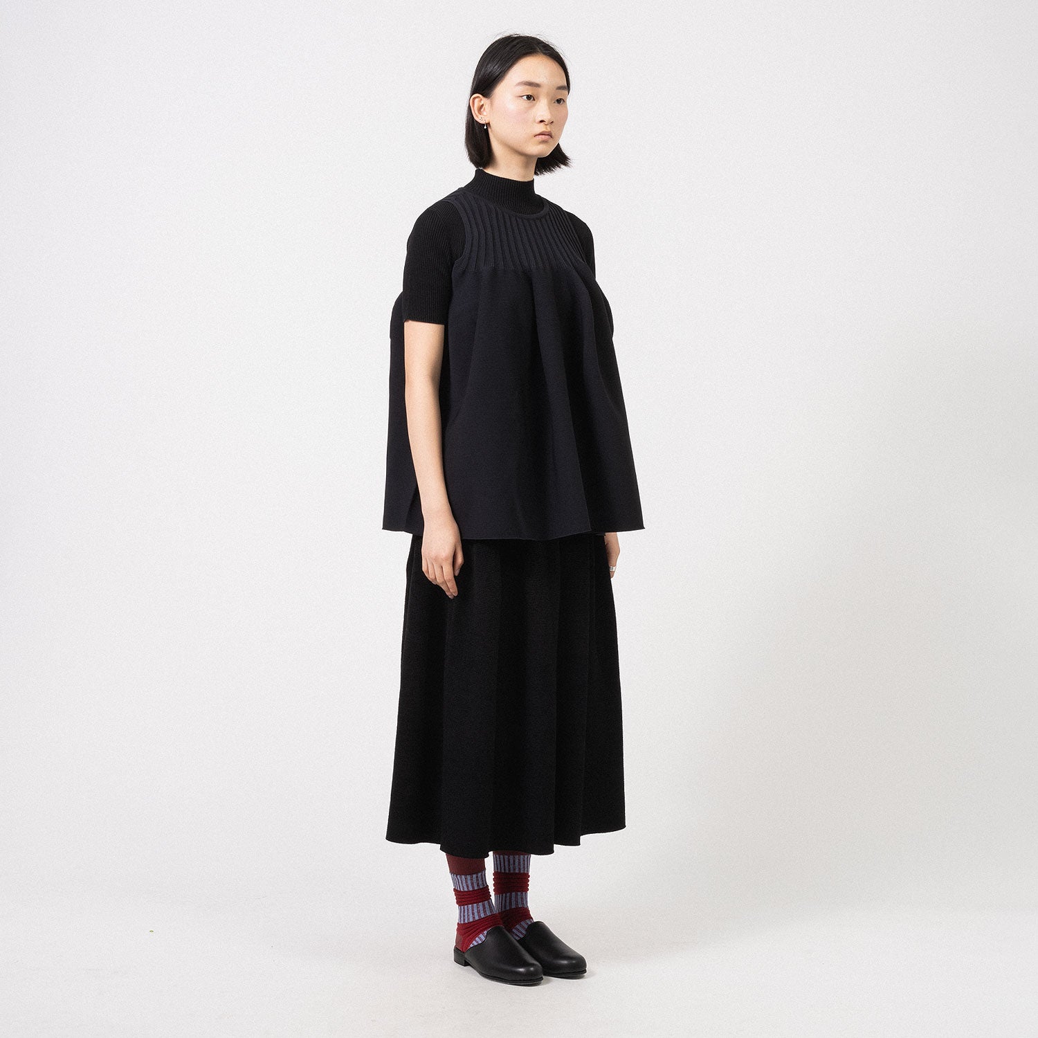 [CFCL] CF008KG064 POTTERY VELVET SKIRT _ BLACK