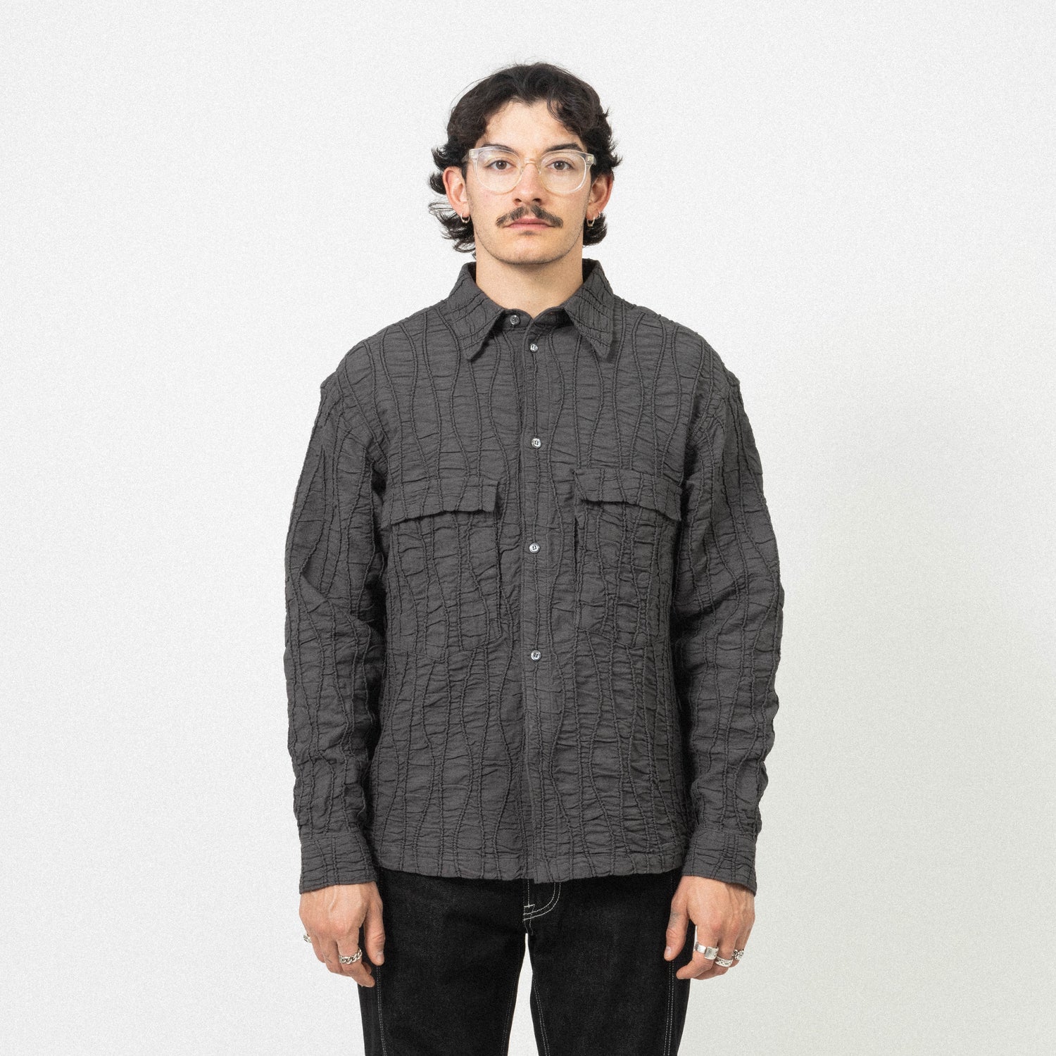 [UNAFFECTED] DRAWSTRING SHIRT _ CHARCOAL