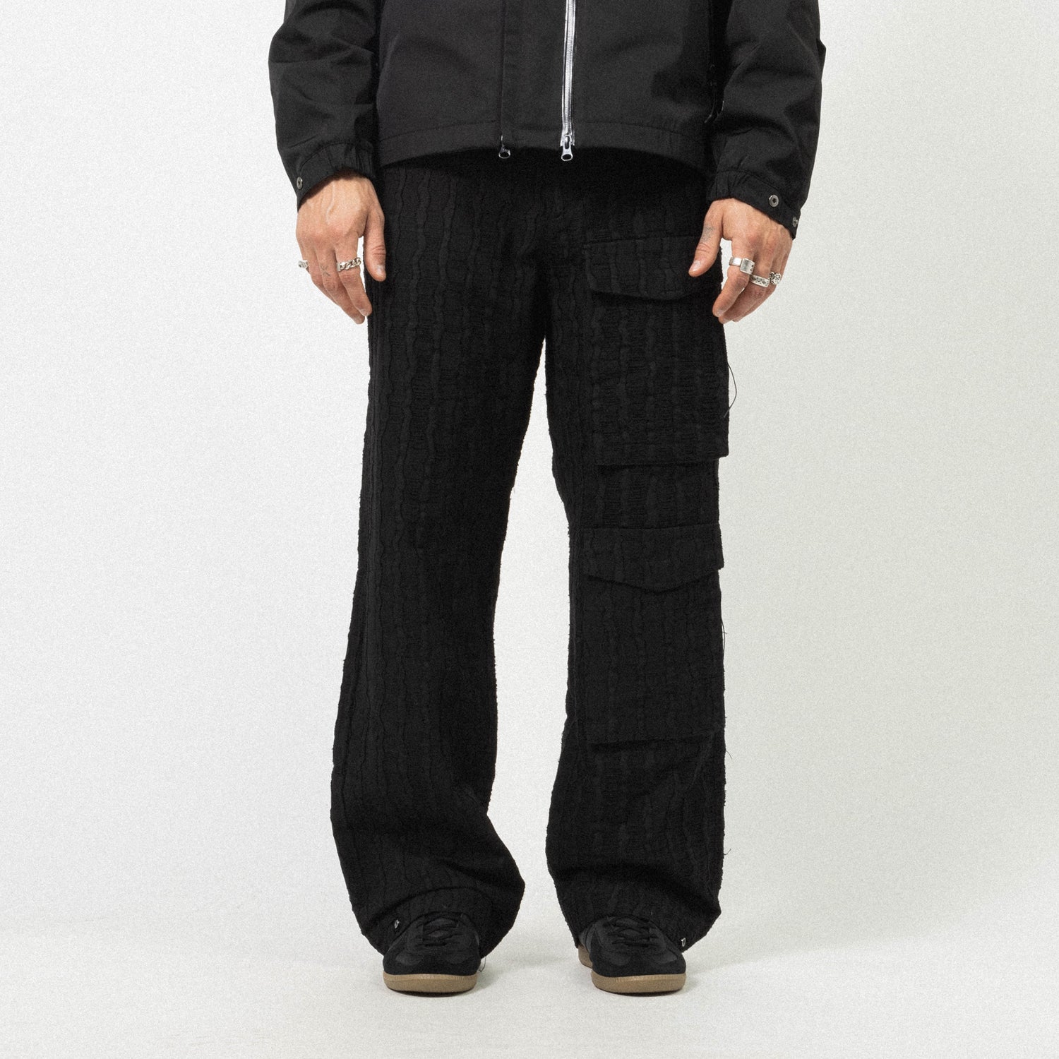 [UNAFFECTED] CARGO PANTS _ BLACK