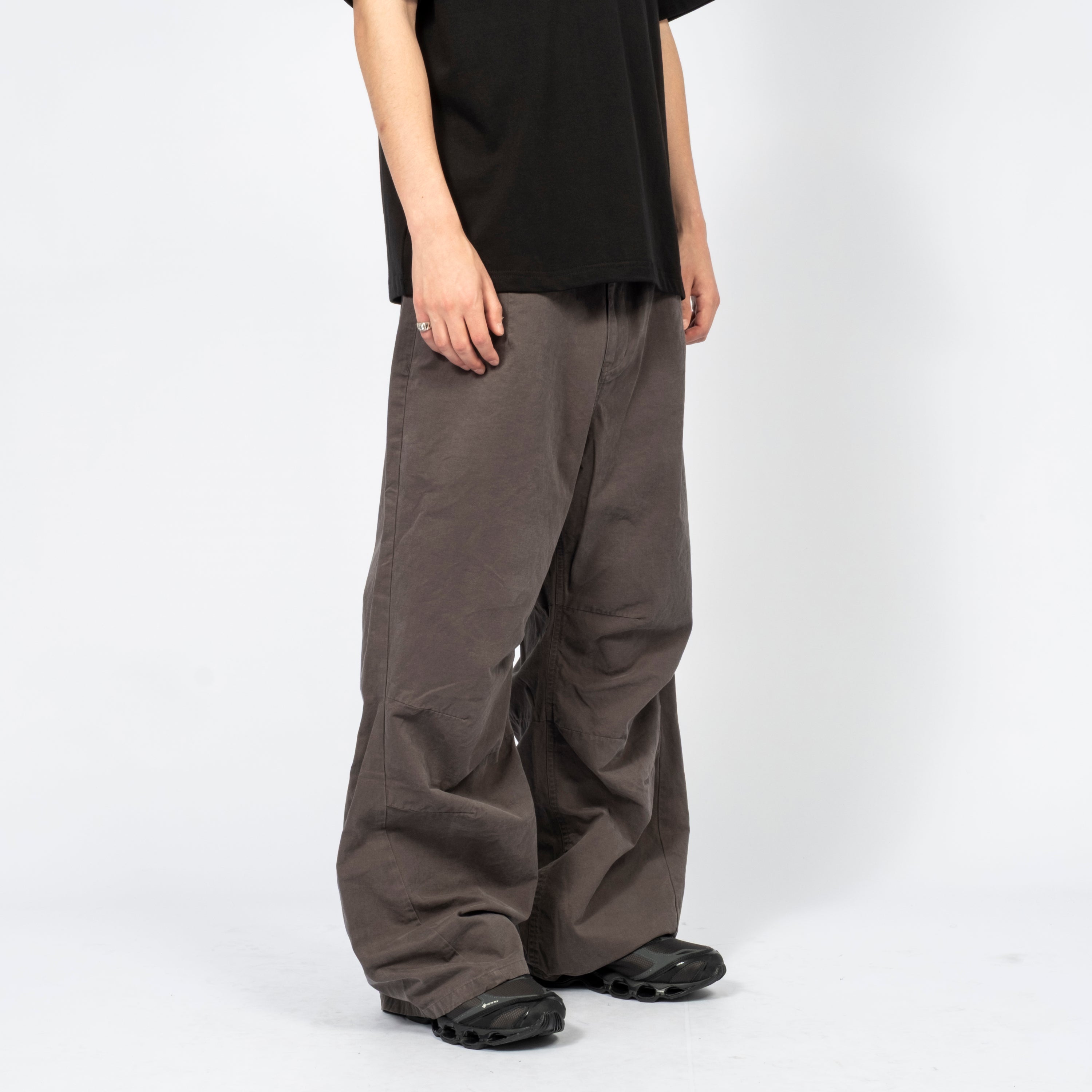 [999HUMANITY] AV PLEATS PANTS _ WASHED PURPLE