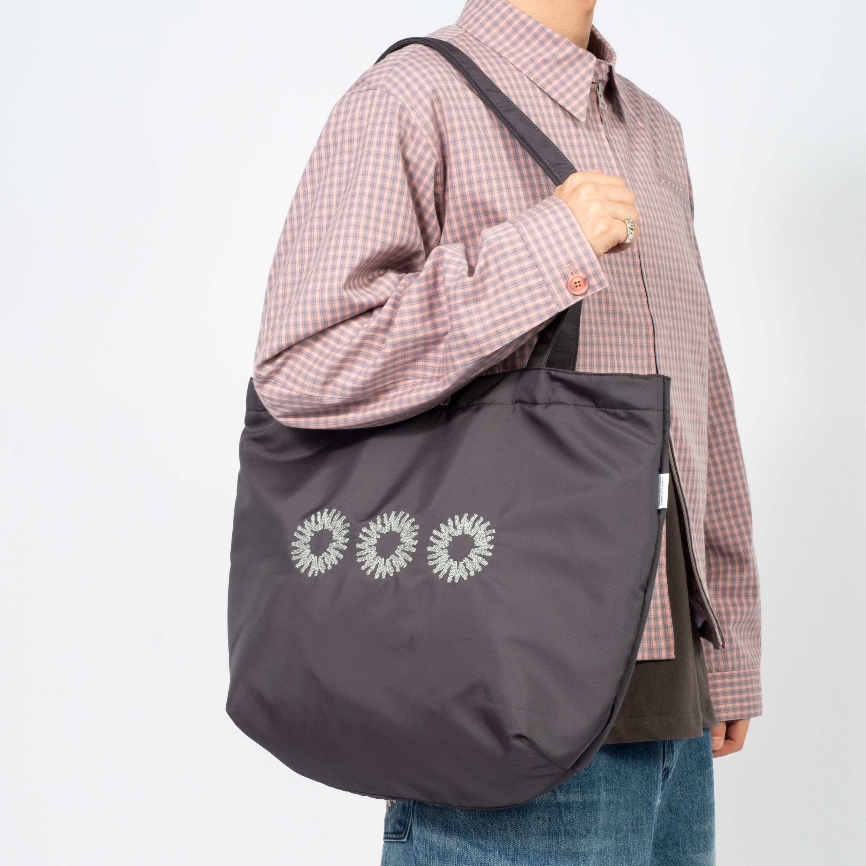 [999HUMANITY] EASY TOTE BAG _ DARK GREY