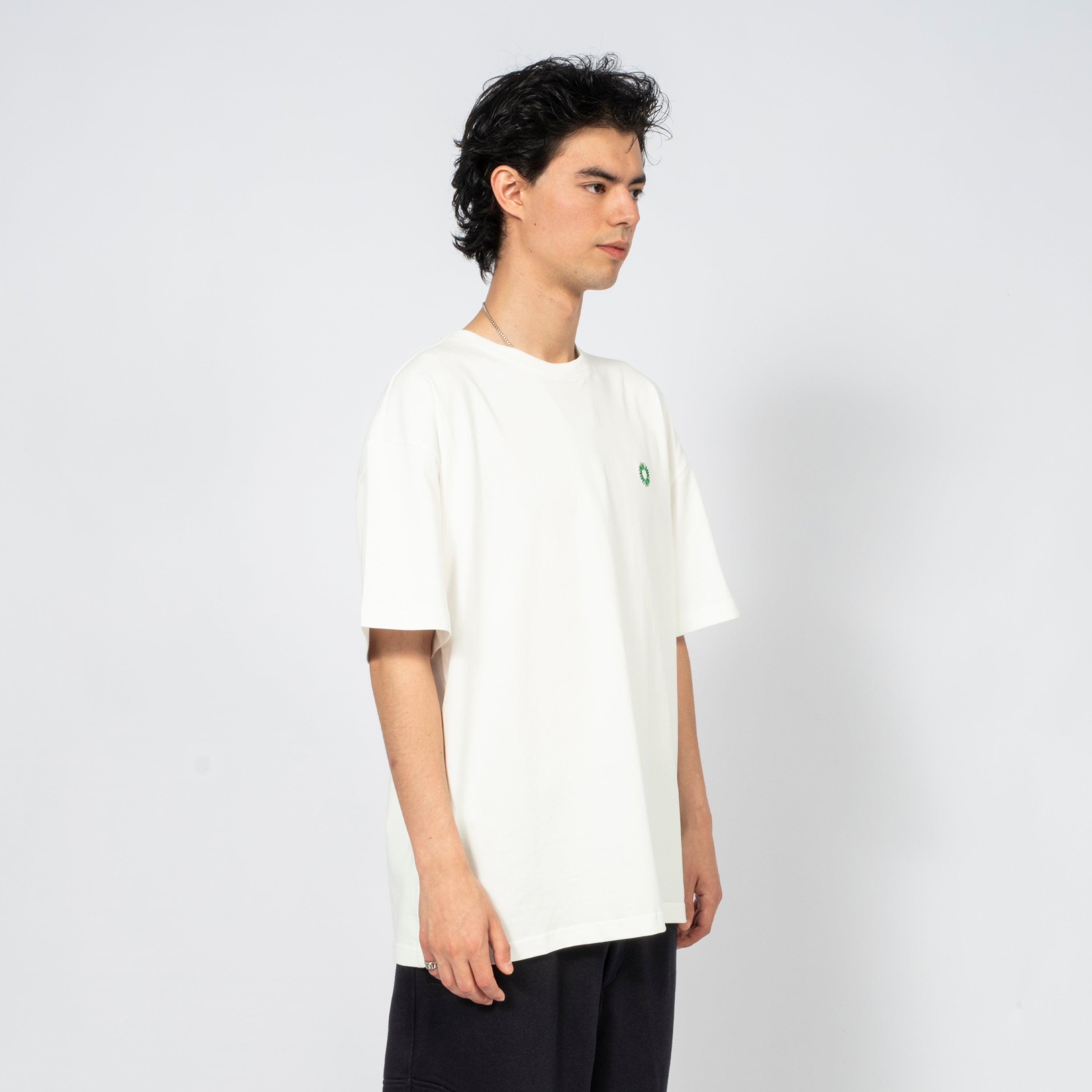 [999HUMANITY] EVD EASY LOGO HALF T SHIRTS _ OFF WHITE