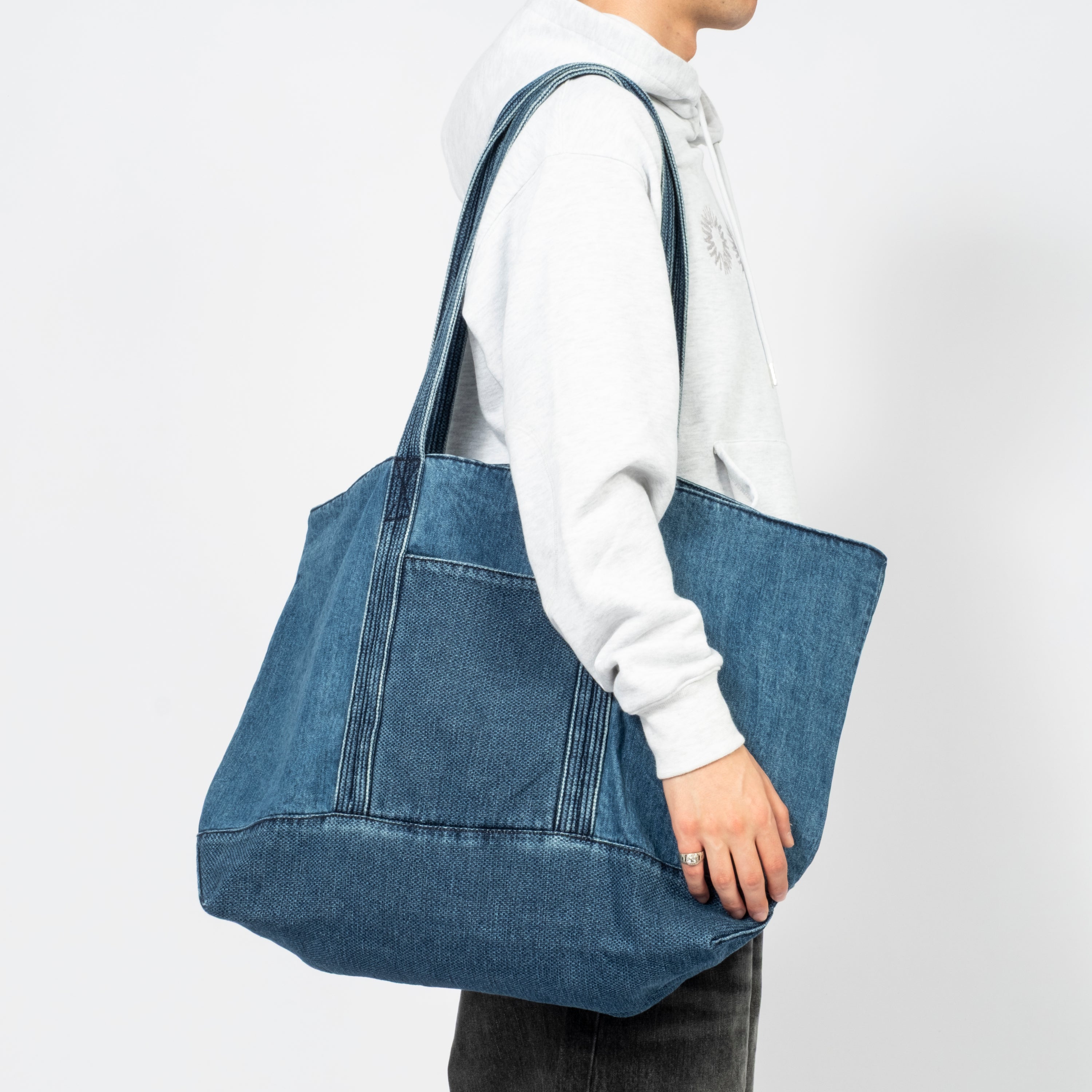 [999HUMANITY] AV BIG DENIM TOTE BAG _ WASHED BLUE