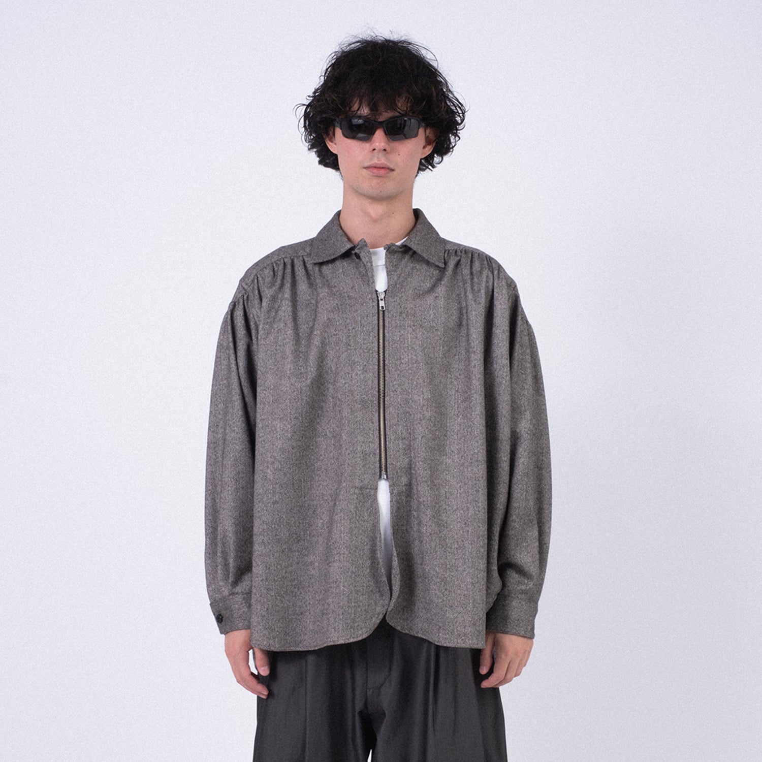 [AÏE] PU636 Z PAINTER SHIRT _ BLACK