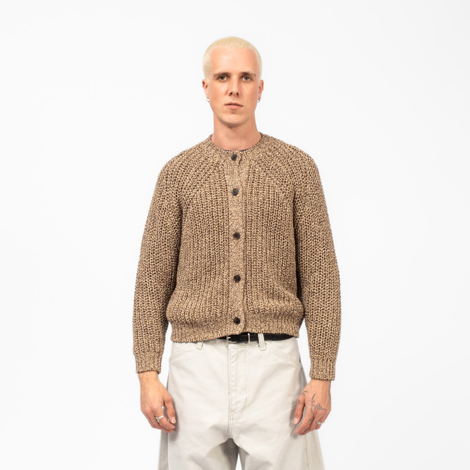 [BATONER] MIXED COLOR SIGNATURE CREW NECK CARDIGAN _ BROWN X BEIGE