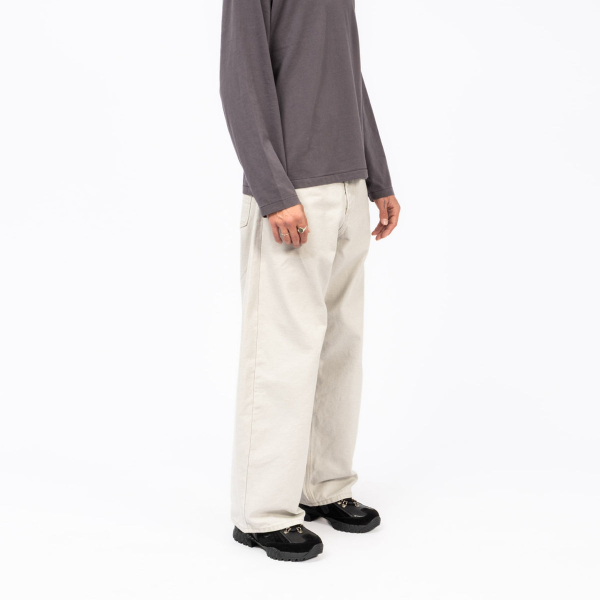 [HATCHINGROOM] WIDE CURVE HEANS _ LIGHT GREY