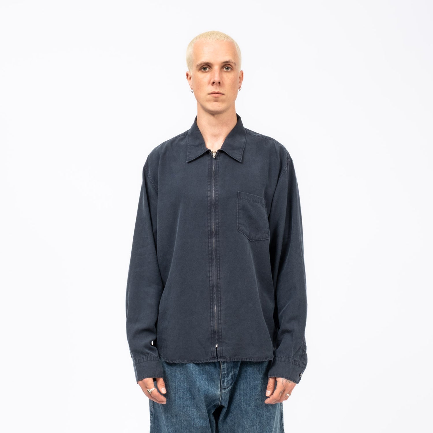 [HATCHINGROOM] ZIP SHIRT _ BLEACHED NAVY