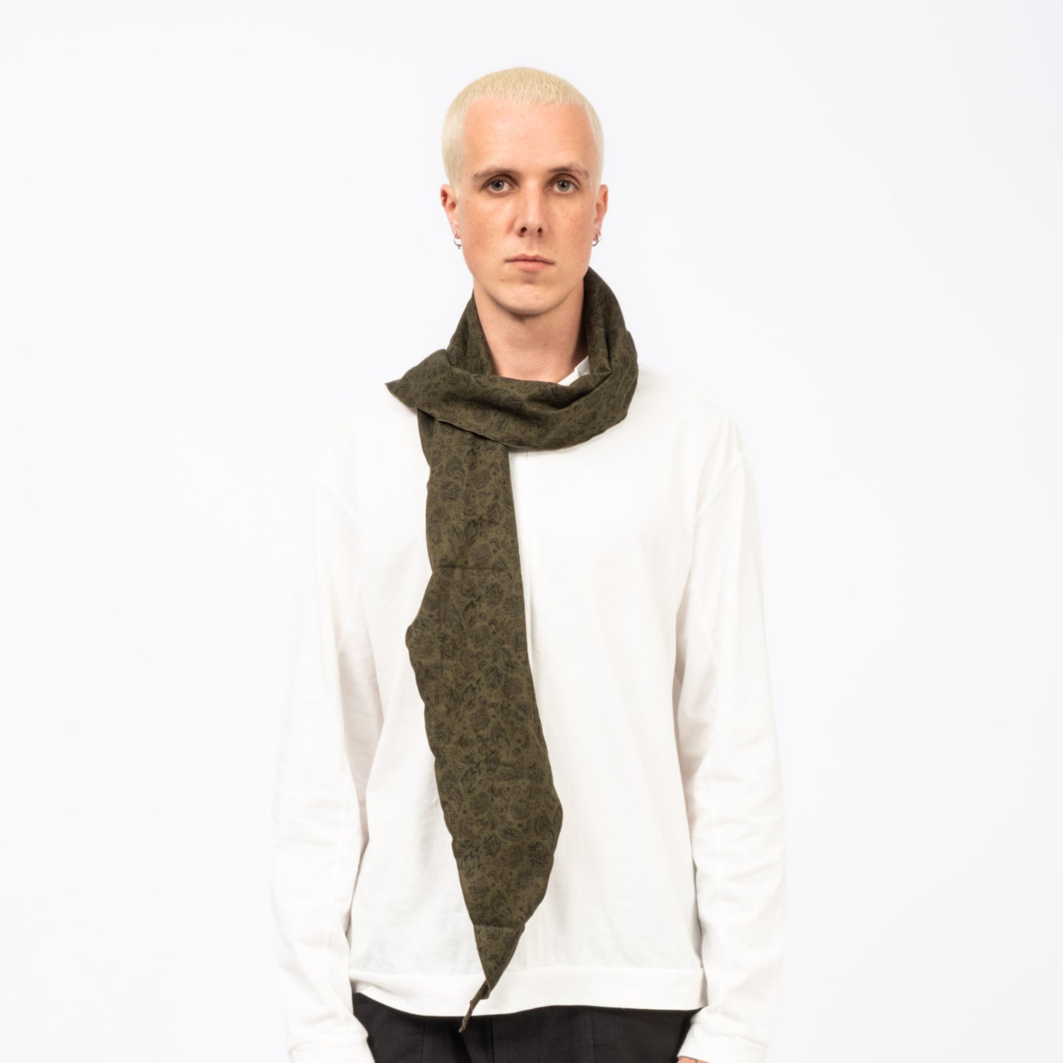 [HATCHINGROOM] DIAMOND SCARF FLORAL PAISLEY _ KHAKI