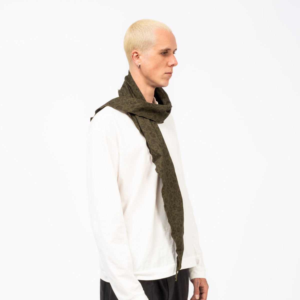 [HATCHINGROOM] DIAMOND SCARF FLORAL PAISLEY _ KHAKI