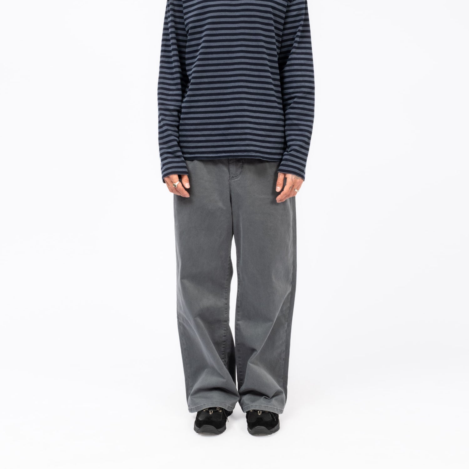 [HATCHINGROOM] FLARE WORK TROUSERS MOLESKIN _ WASHED GRAPHITE