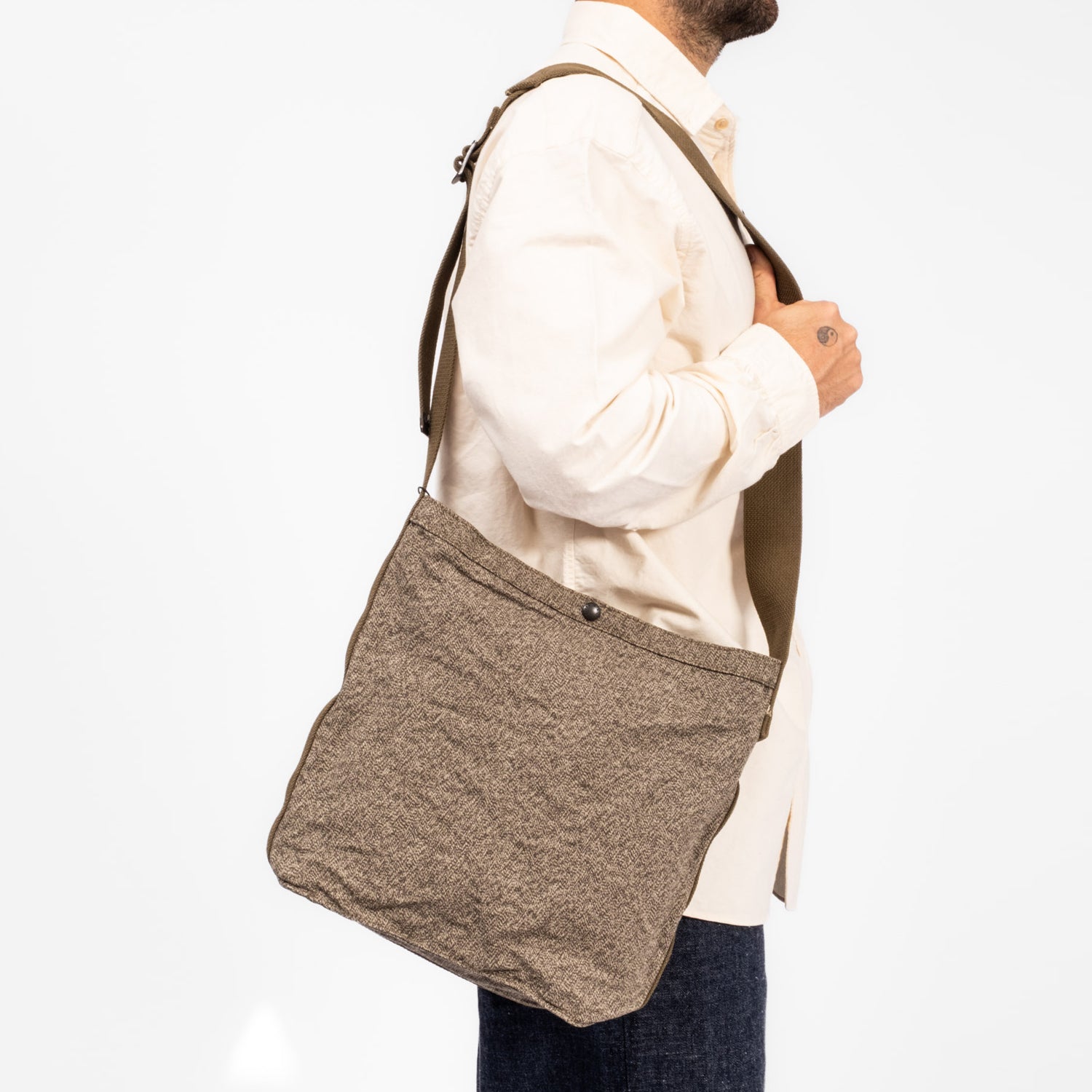 [NIGEL CABOURN] MAIL BAG SWISS ARMY _ DARK GREEN