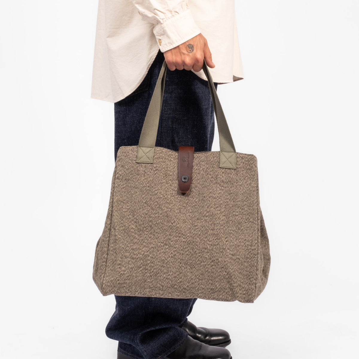 [NIGEL CABOURN] BUCKET BAG SWISS ARMY _ DARK GREEN