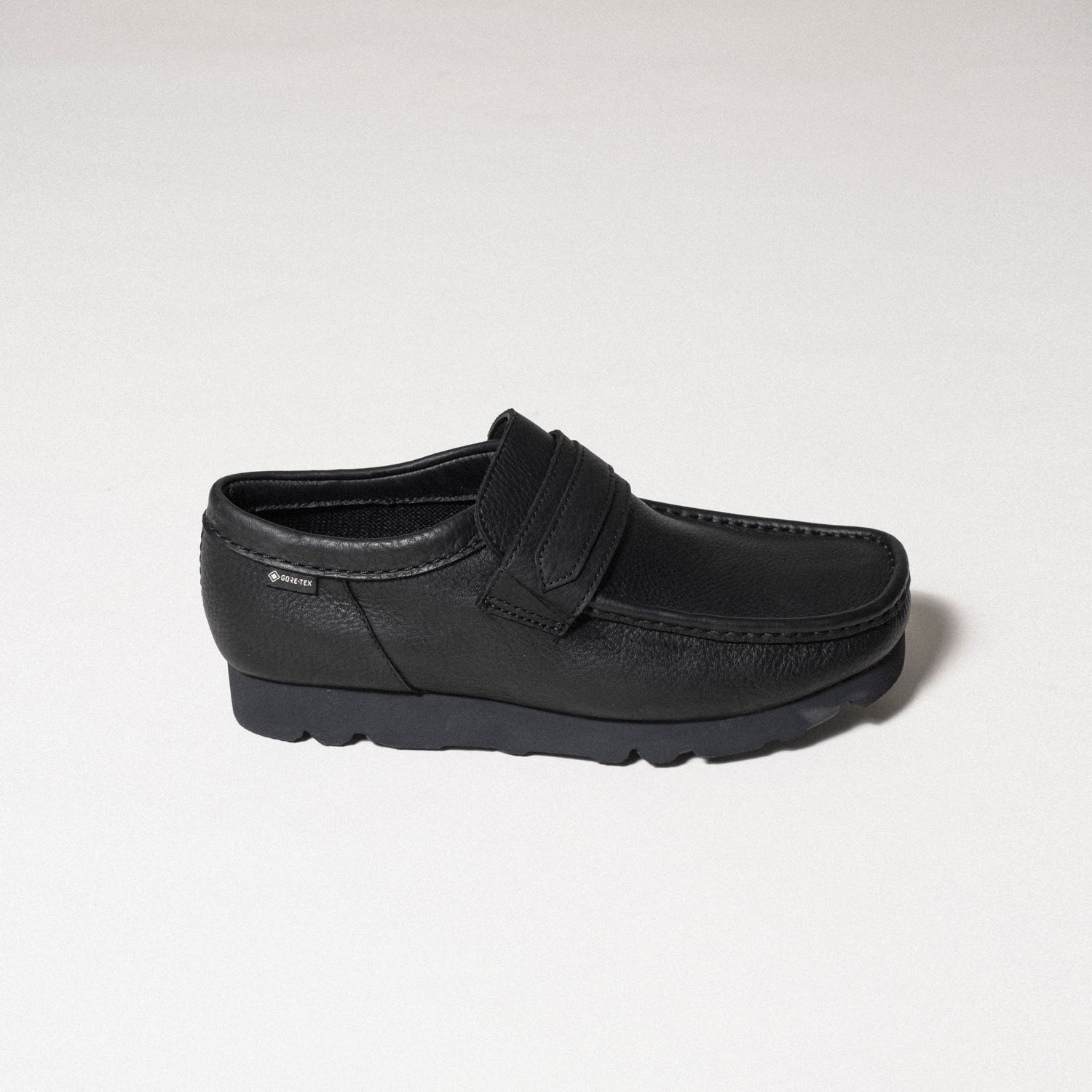 [CLARKS ORIGINALS] WALLABEE LOAFER GORE-TEX _ BLACK LEATHER