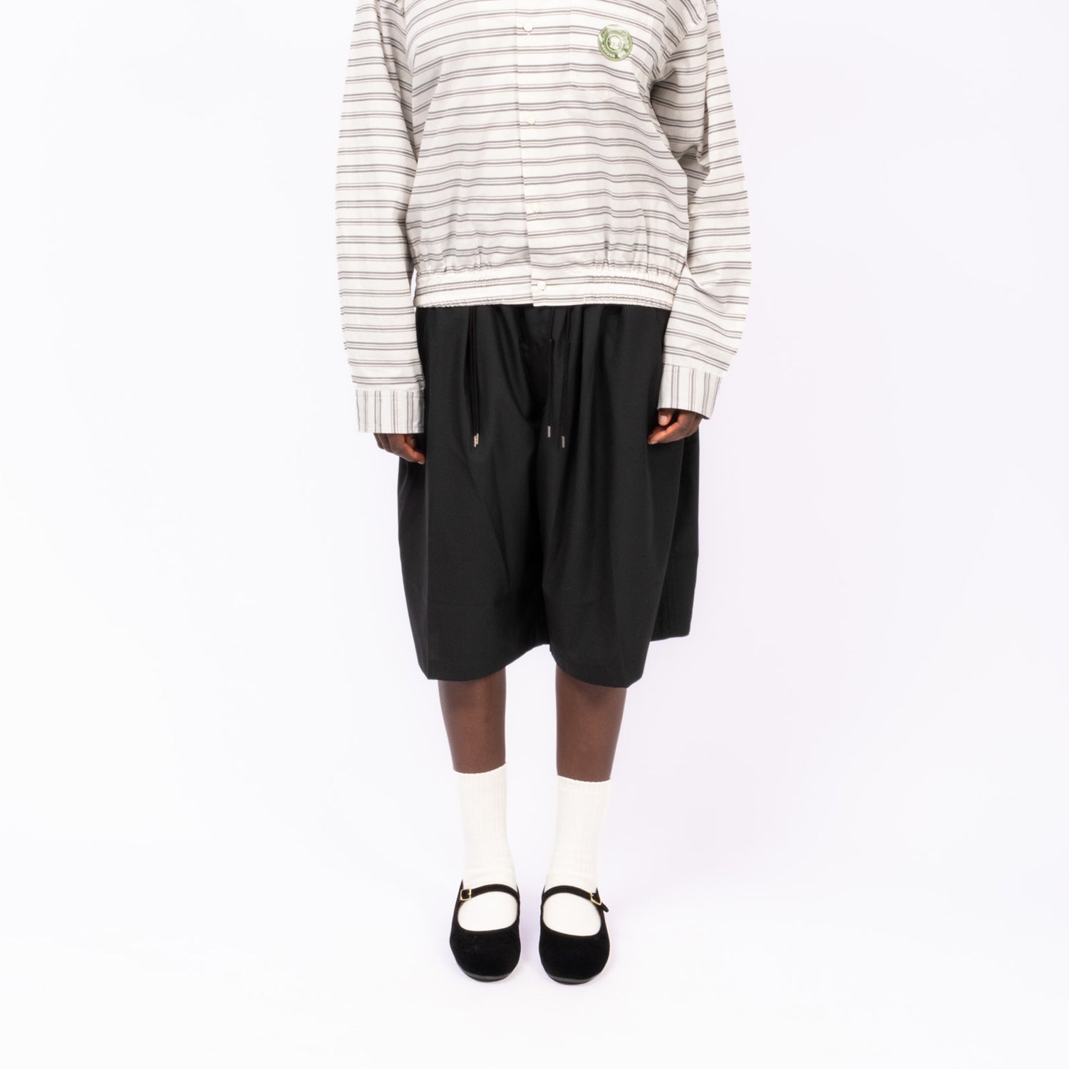 [SILLAGE] CIRCULAR SHORT PANTS _ BLACK