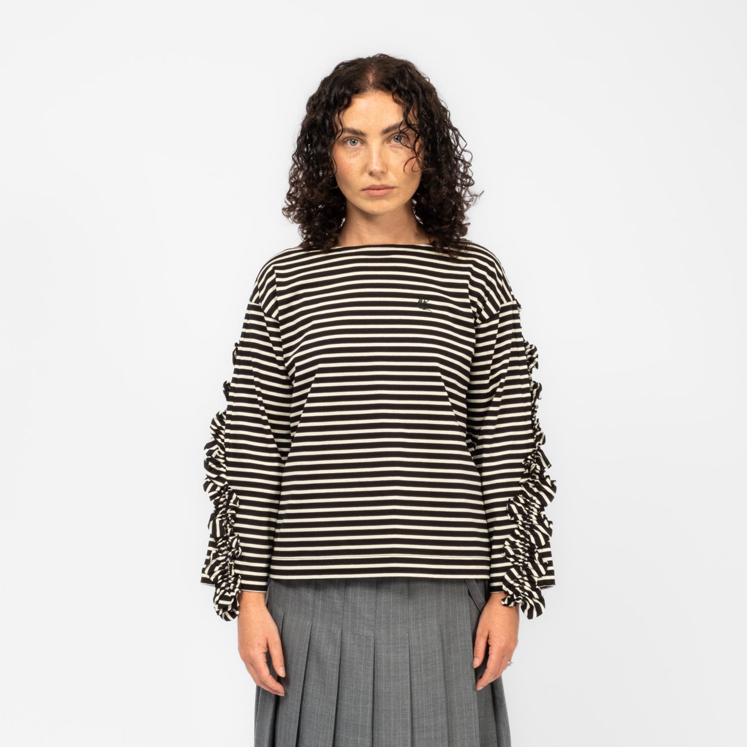 [RHODOLIRION] FRILL BASQUE SHIRT _ BLACK