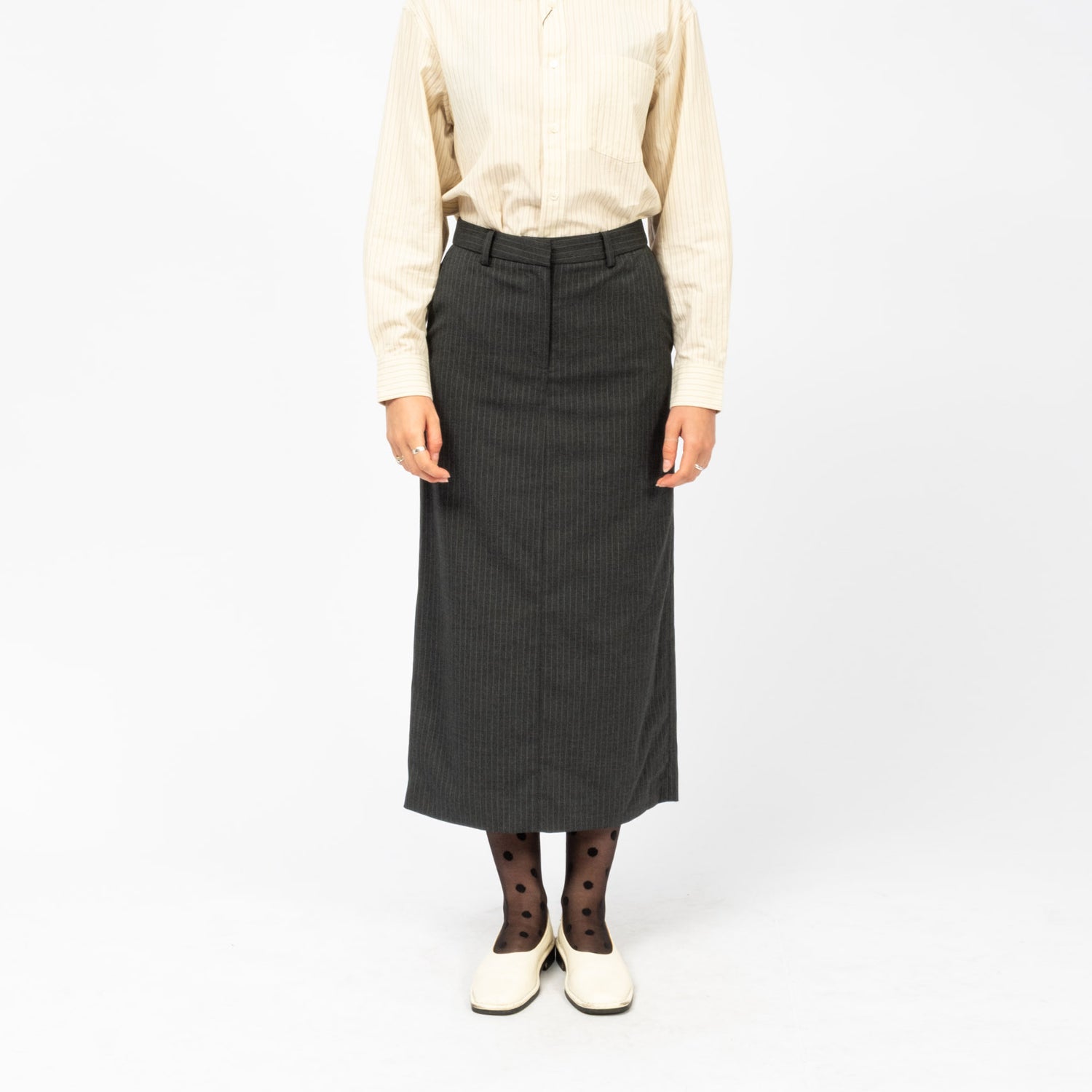 [DUNST] H-LINE LONG STRIPED SKIRT _ CHARCOAL GREY STRIPE
