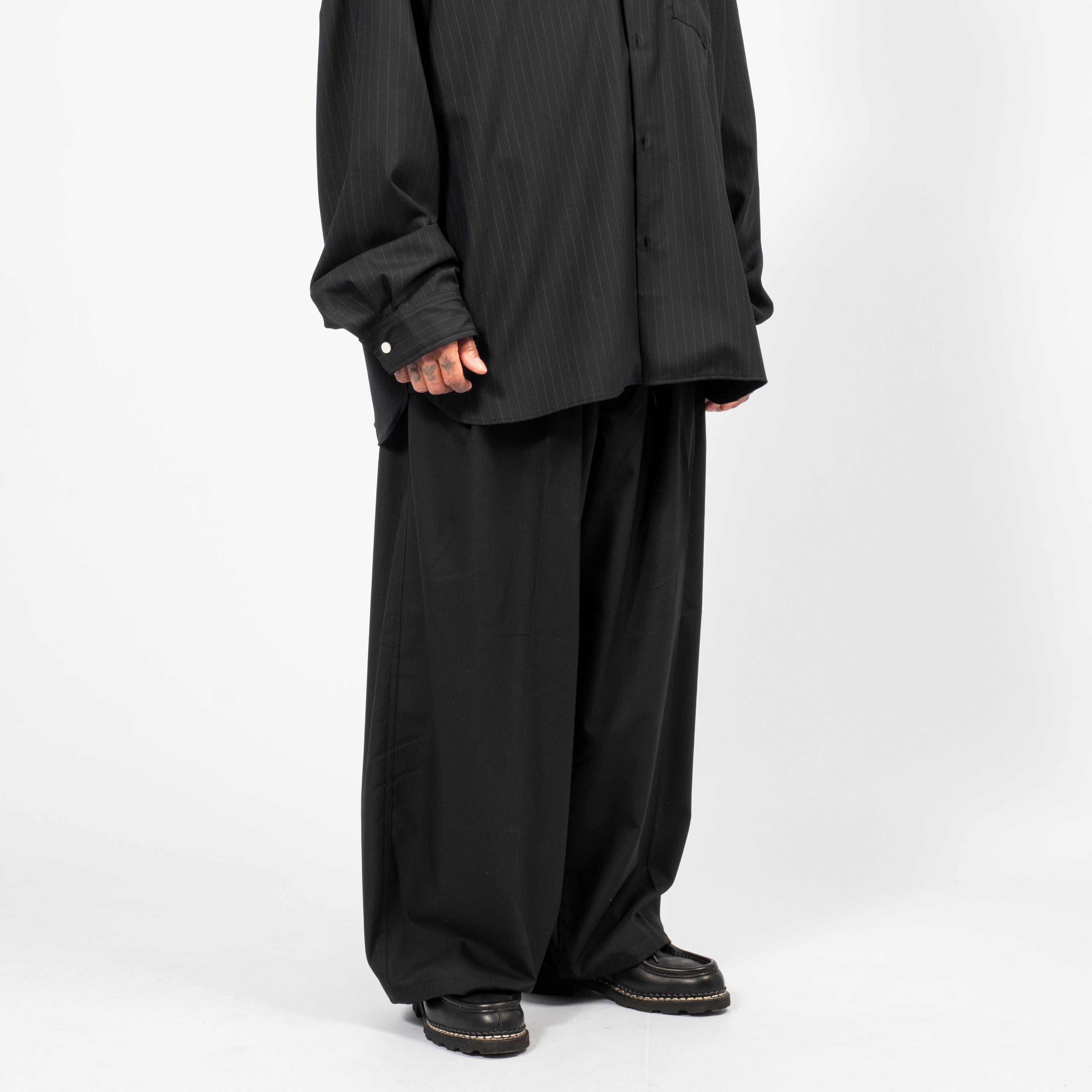 [SILLAGE] CIRCULAR PANTS _ BLACK