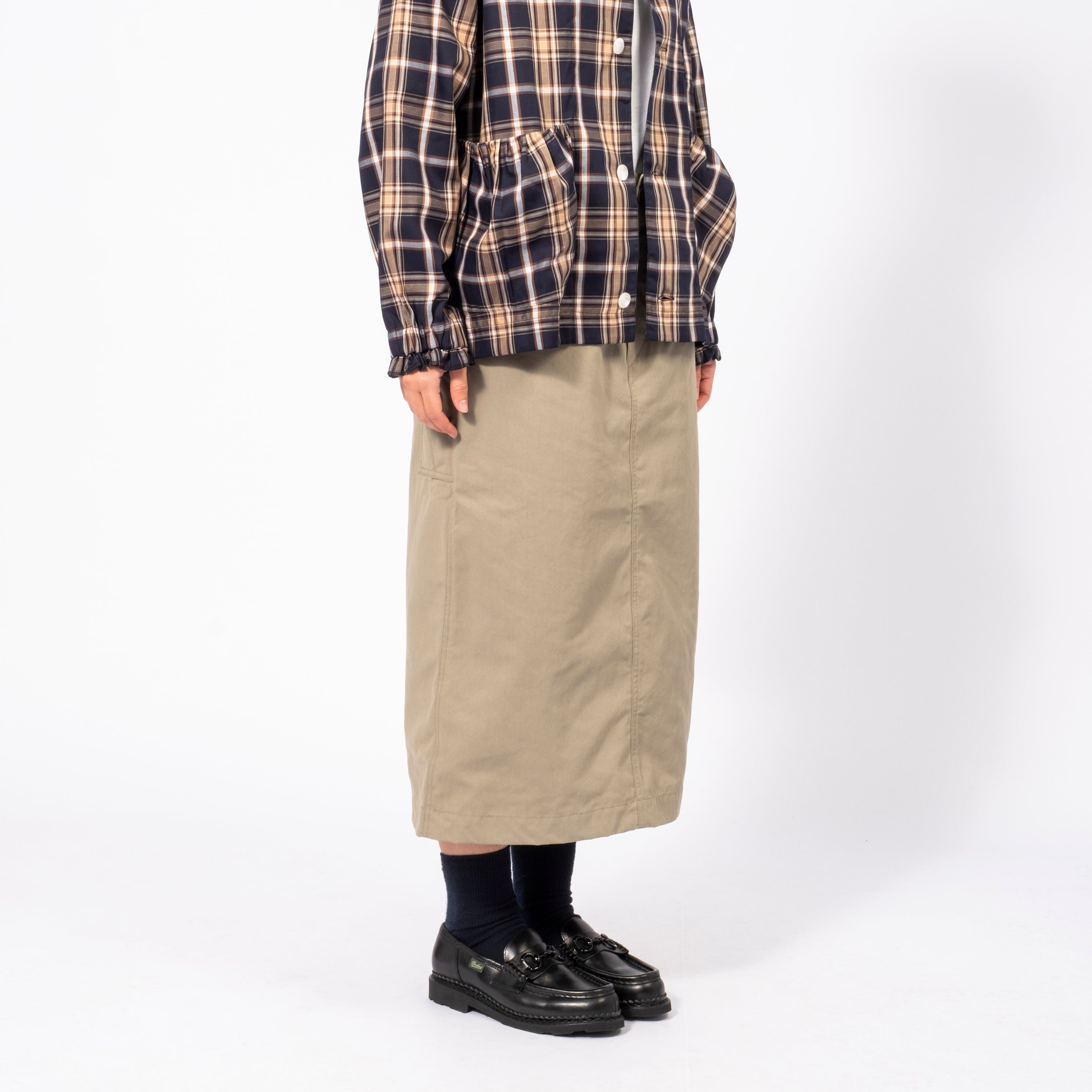 [NANAMICA] RELAXED FIT CARGO SKIRT _ LIGHT KHAKI