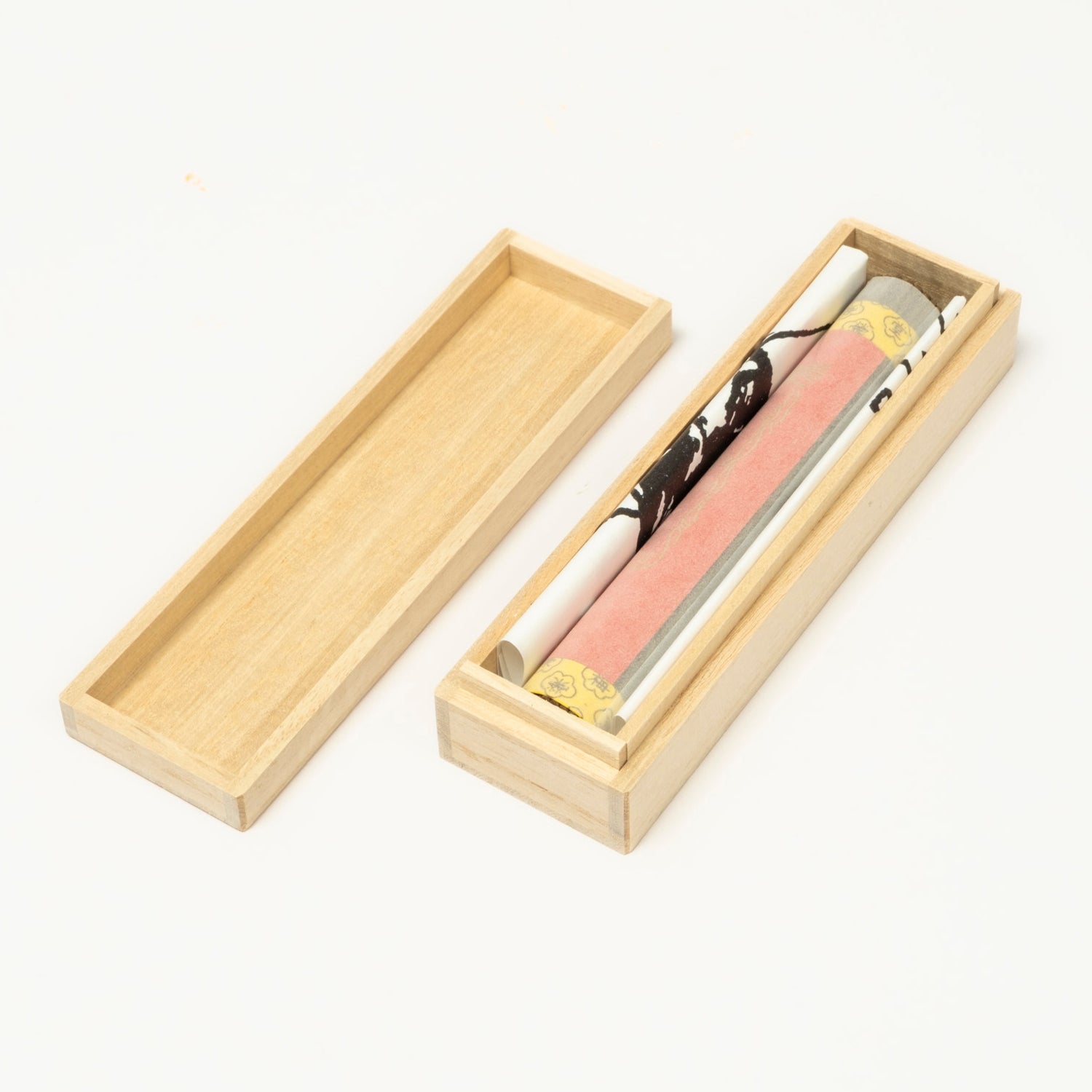 [BEAMS JAPAN x BAIEIDO] 5674-0247-513 INCENSE KAIUN KOH