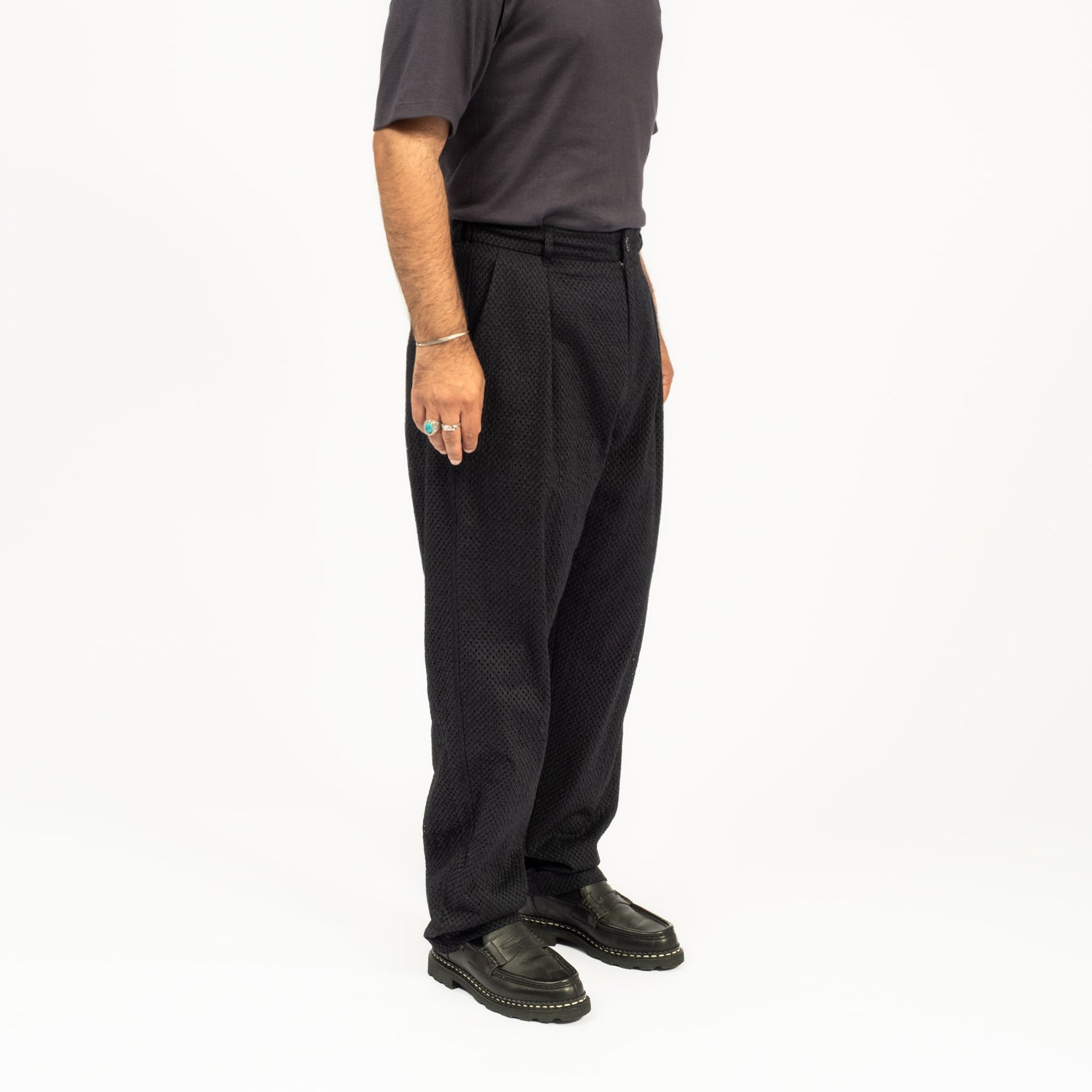 [BLUE BLUE JAPAN] J7064 MENS WOVEN MEYER LACETUCKED STRAIGHT PANTS _ DARK NAVY