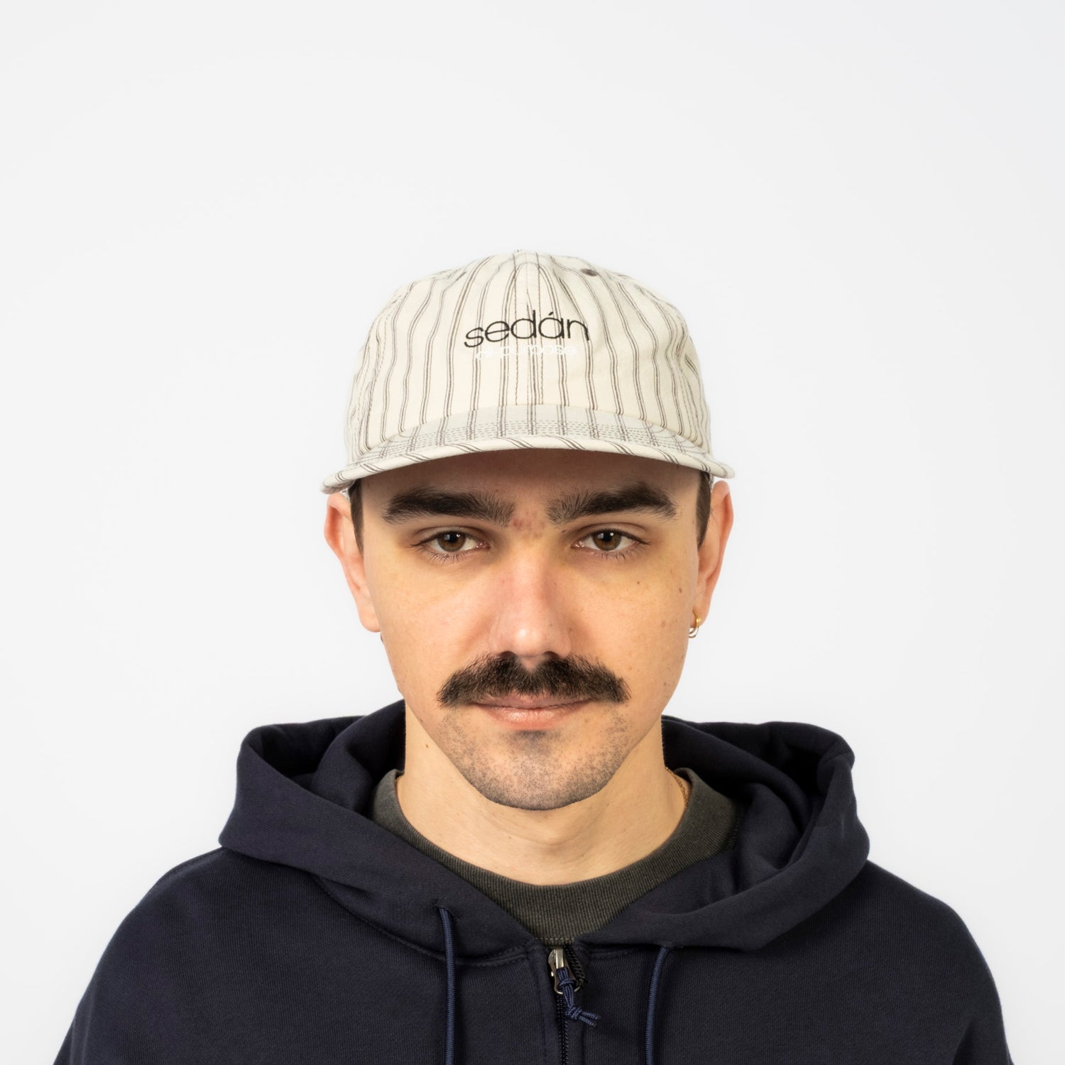 [SEDAN ALL-PURPOSE] CLASSIC LOGO COTTON LINEN CAP _ KHAKI STRIPE