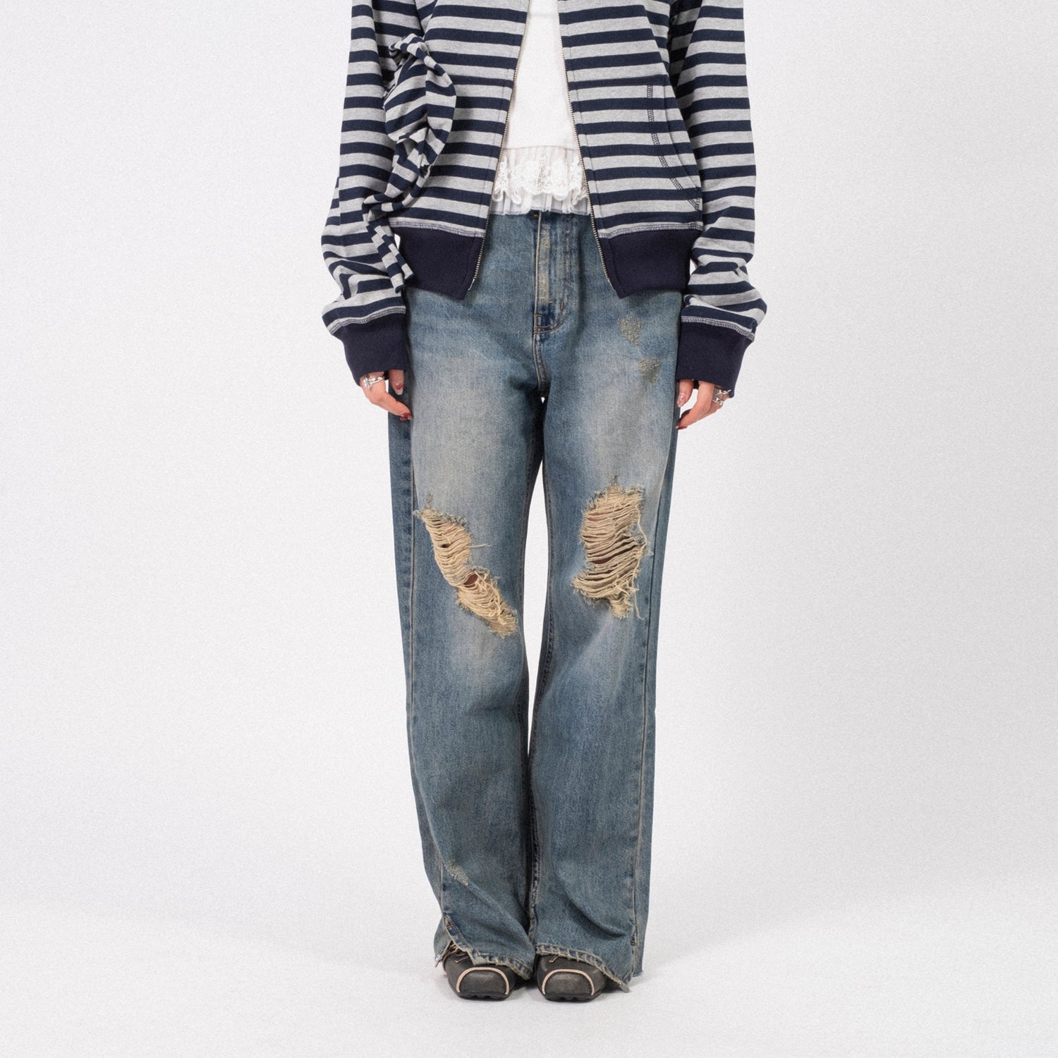 [OPEN YY] DISTRESSED LOOSE STRAIGHT JEANS _ BLUE