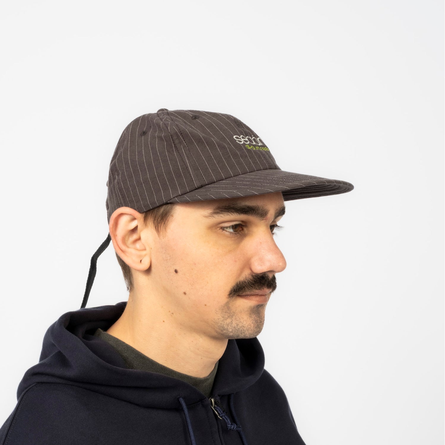 [SEDAN ALL-PURPOSE] CLASSIC LOGO COTTON LINEN CAP _ BLACK STRIPE