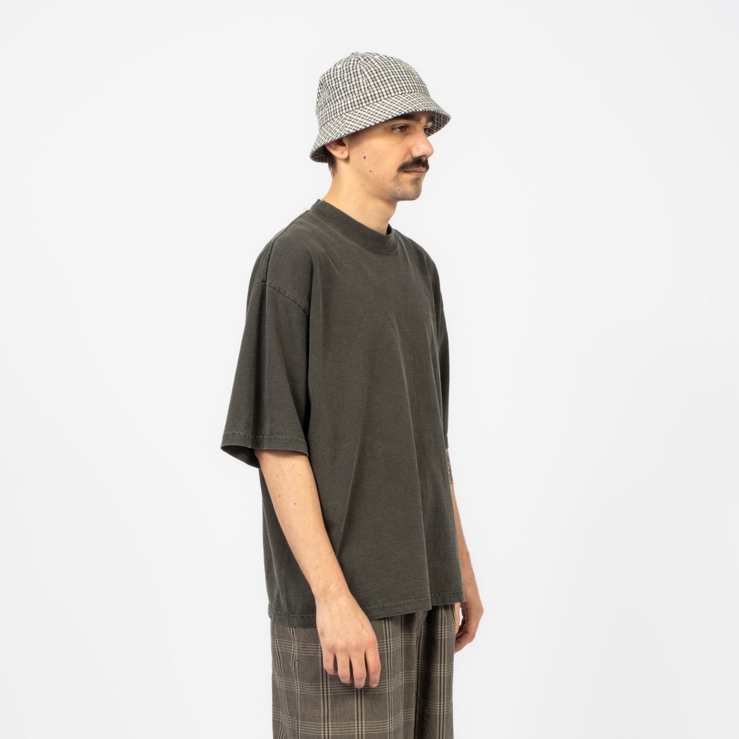 [SEDAN ALL-PURPOSE] GARMENT DYED SS TEE _ CHARCOAL