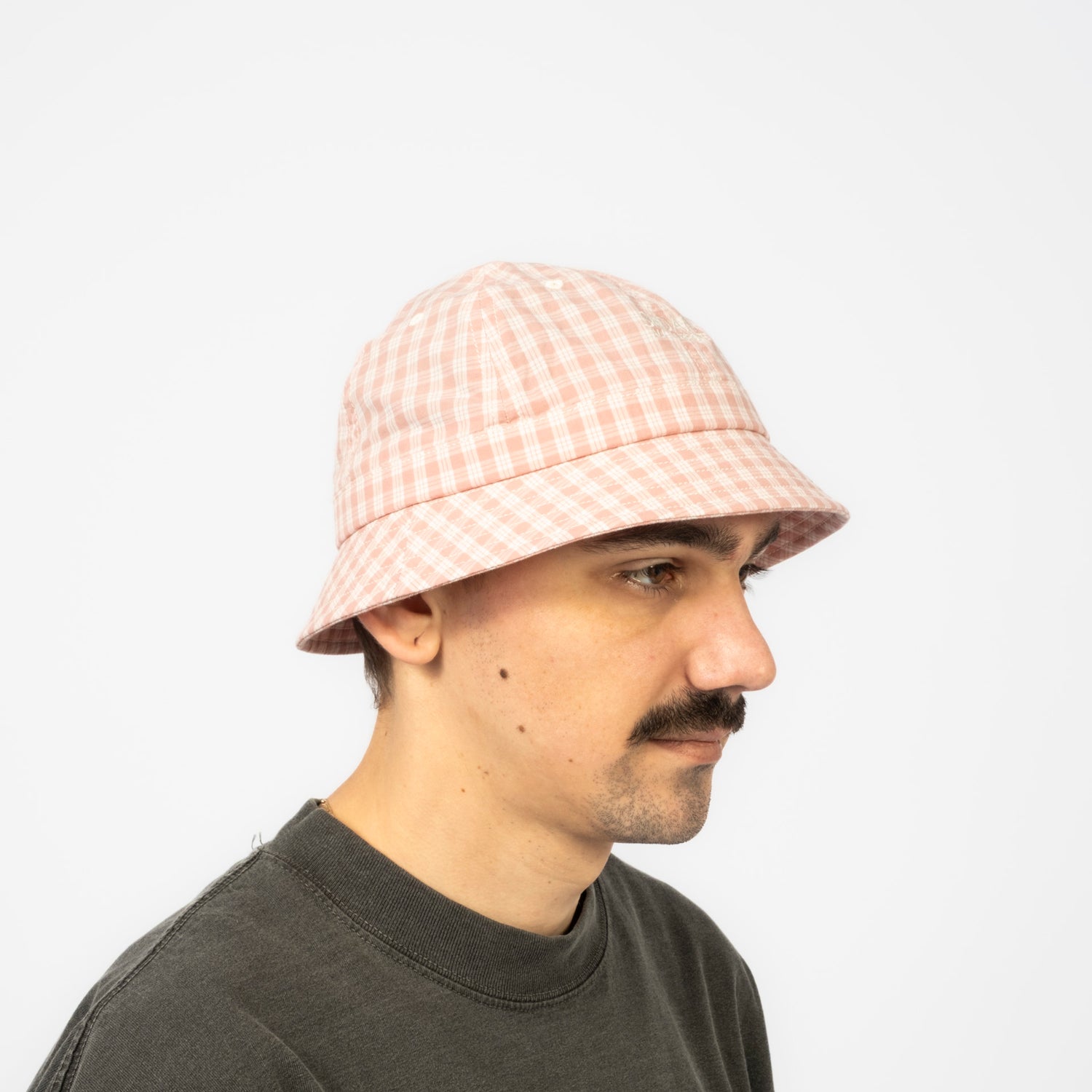 [SEDAN ALL-PURPOSE] CLASSIC PLAID BELL HAT _ PINK