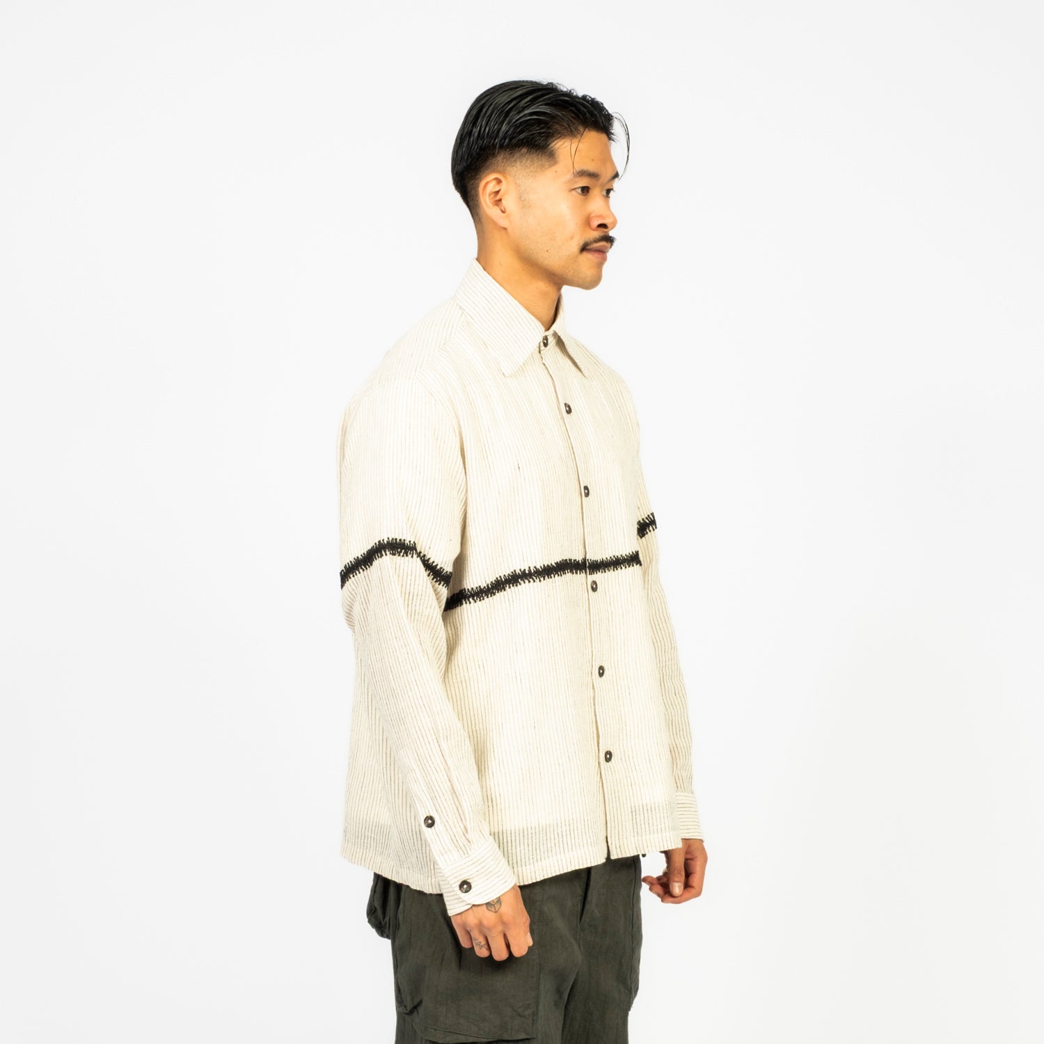 [KARTIK RESEARCH] SS26-57 RABARI SHIRT _ BROWN/ECRU