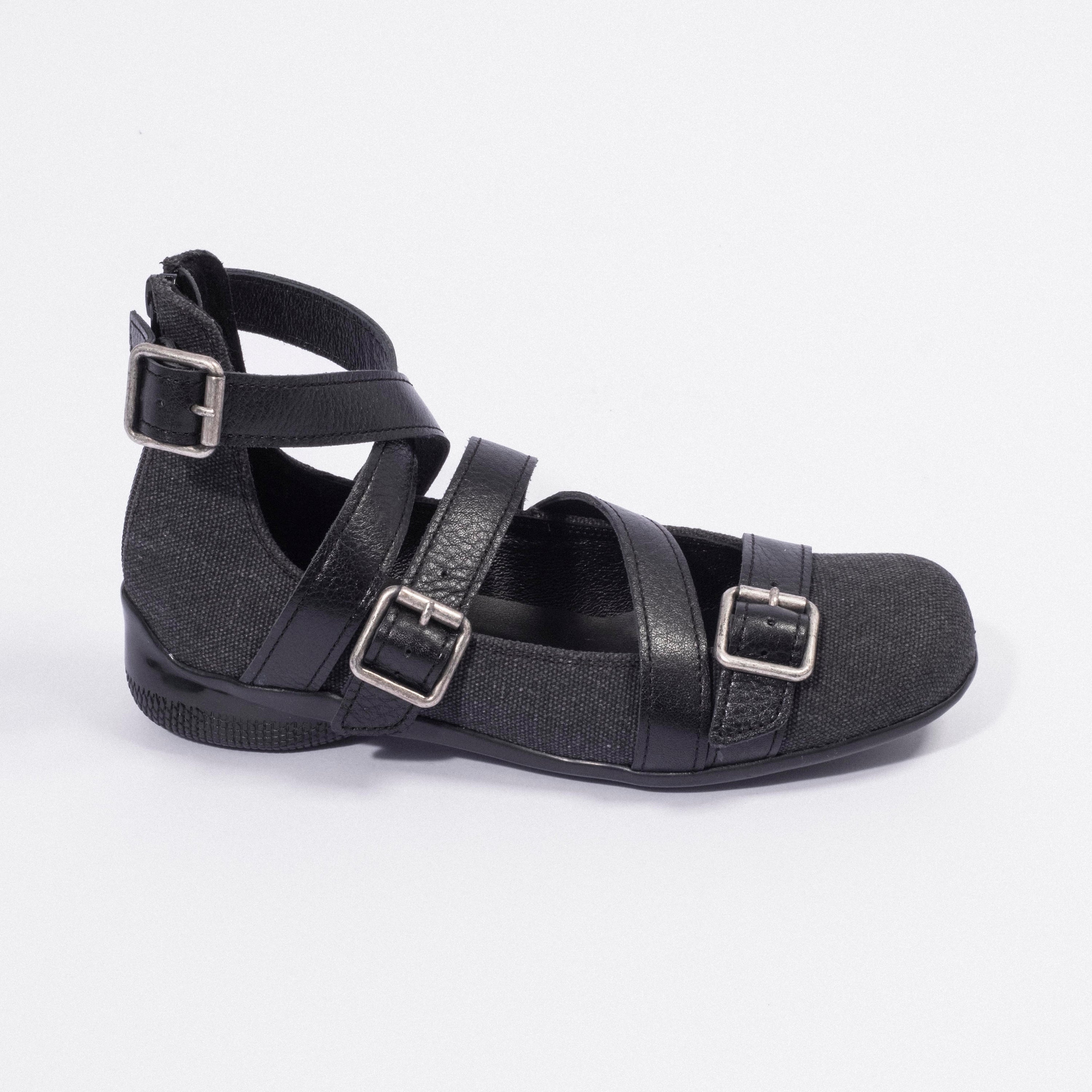 [OPEN YY] CROSS BAND ANKLE BALLET FLATS _ BLACK