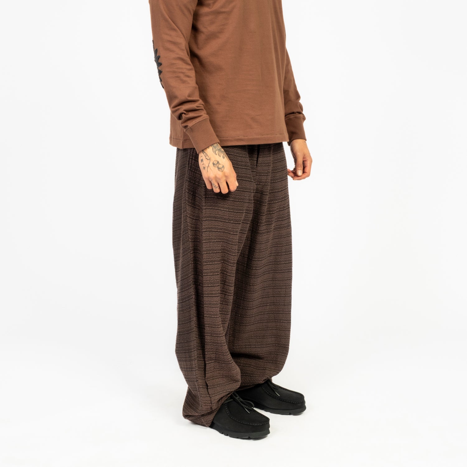 [KARTIK RESEARCH] SS26-102 SIDE PLEAT TROUSER _ BROWN/ASH