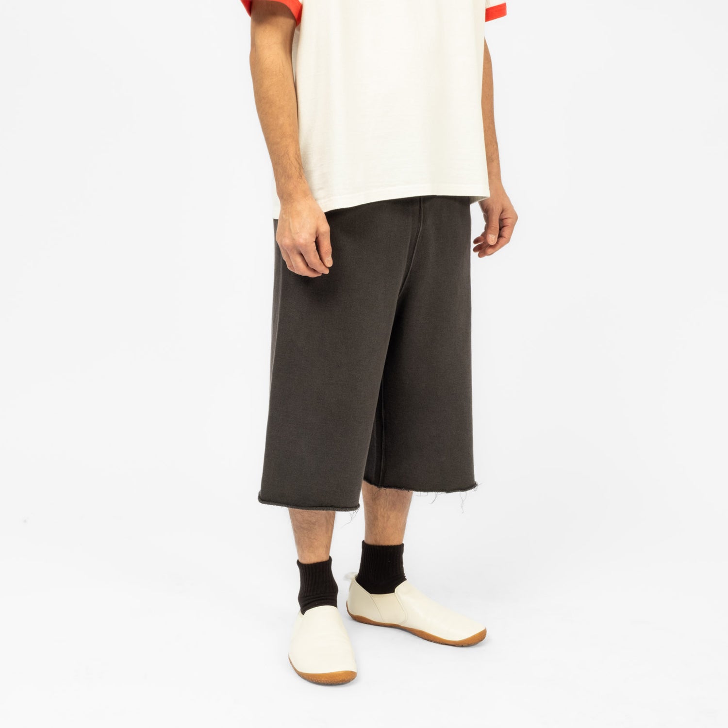 [URU TOKYO] EASY SHORT _ BLACK