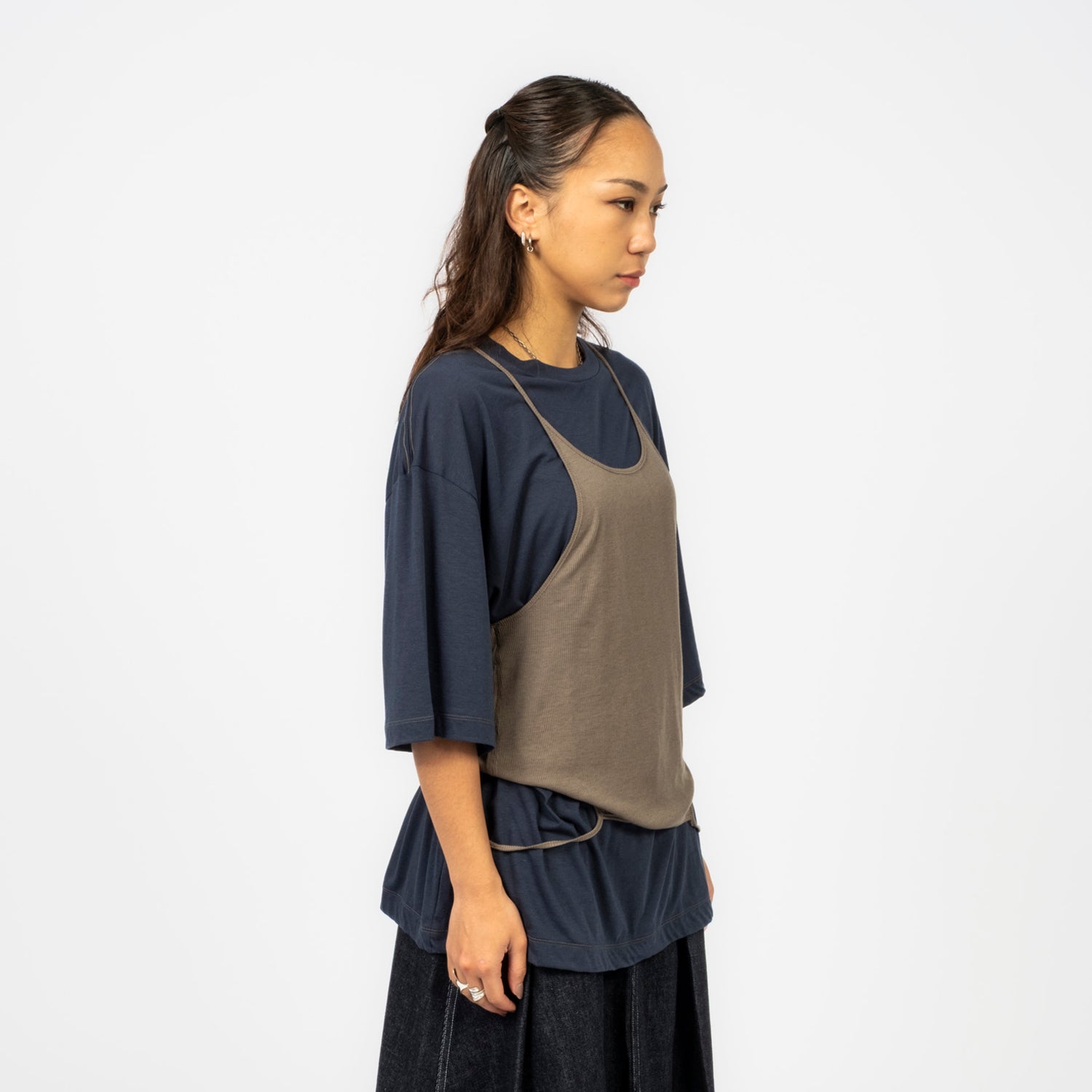 [RHODOLIRION] CAMISOLE TOP & LOOSE-FITTING TEE _ NAVY