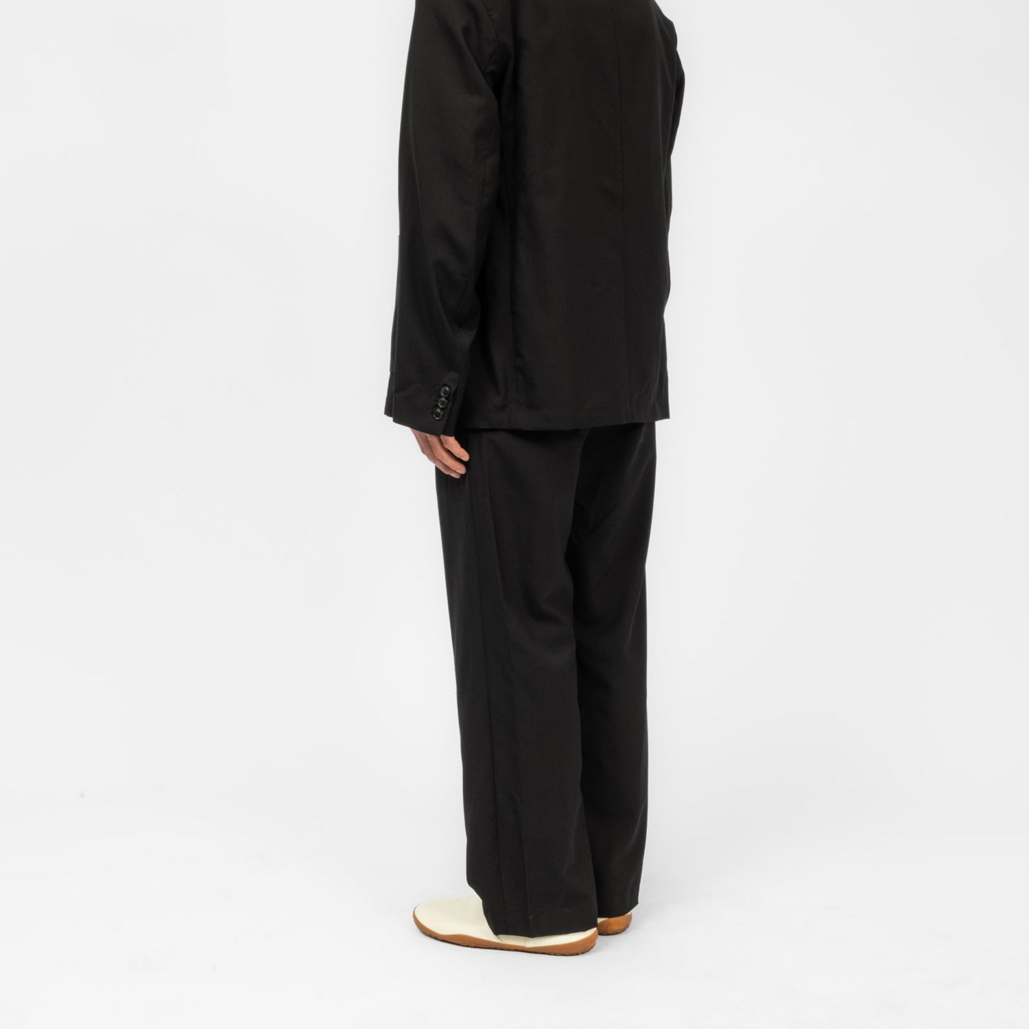 【size 1】URU TOKYO INVERTED PLEATS PANTS URU TOKYO] INVERTED PLEATS PANTS _ BLACK