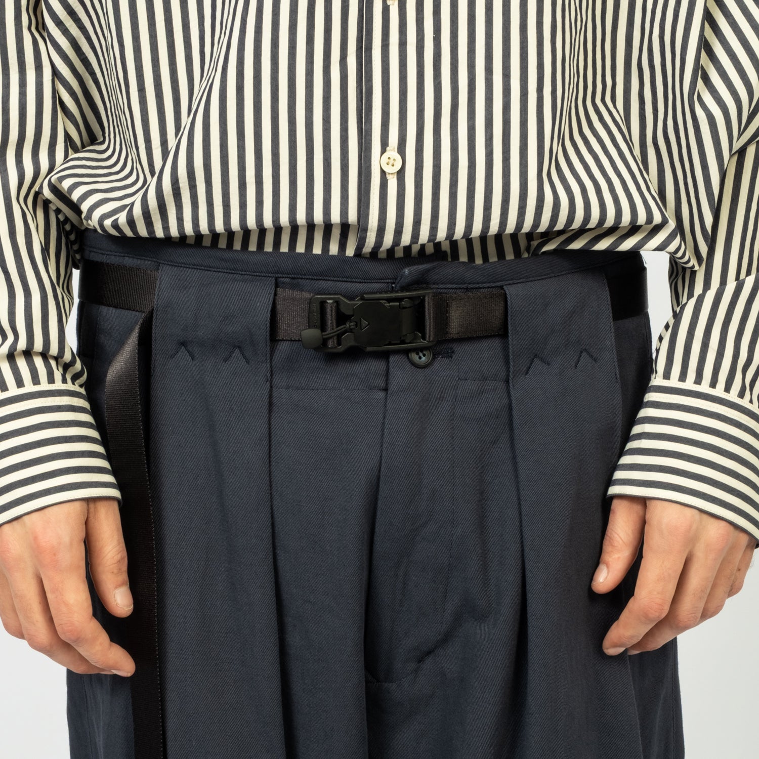 [IS-NESS] MAGNET BELT