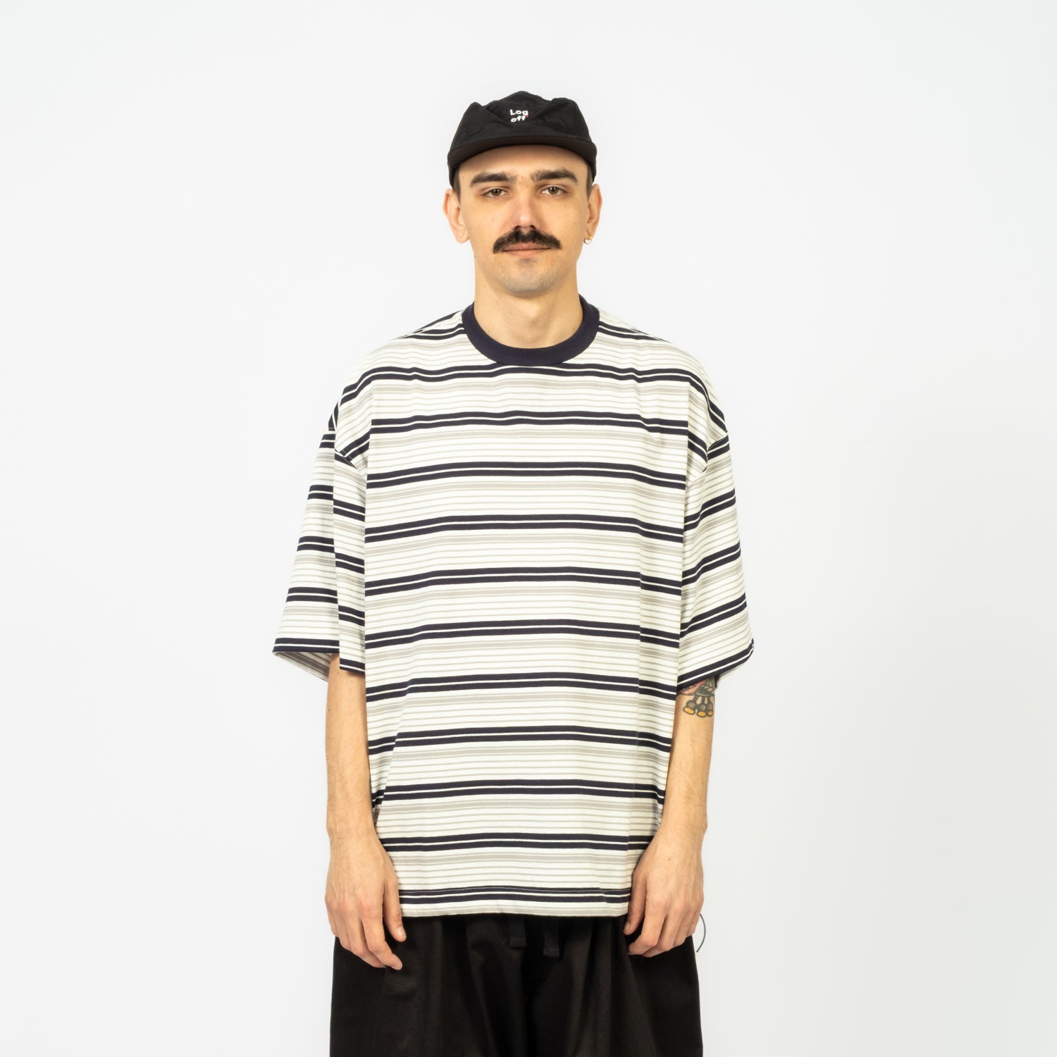 [IS-NESS] BORDER BALLOON SHIRT _ WHITE X NAVY