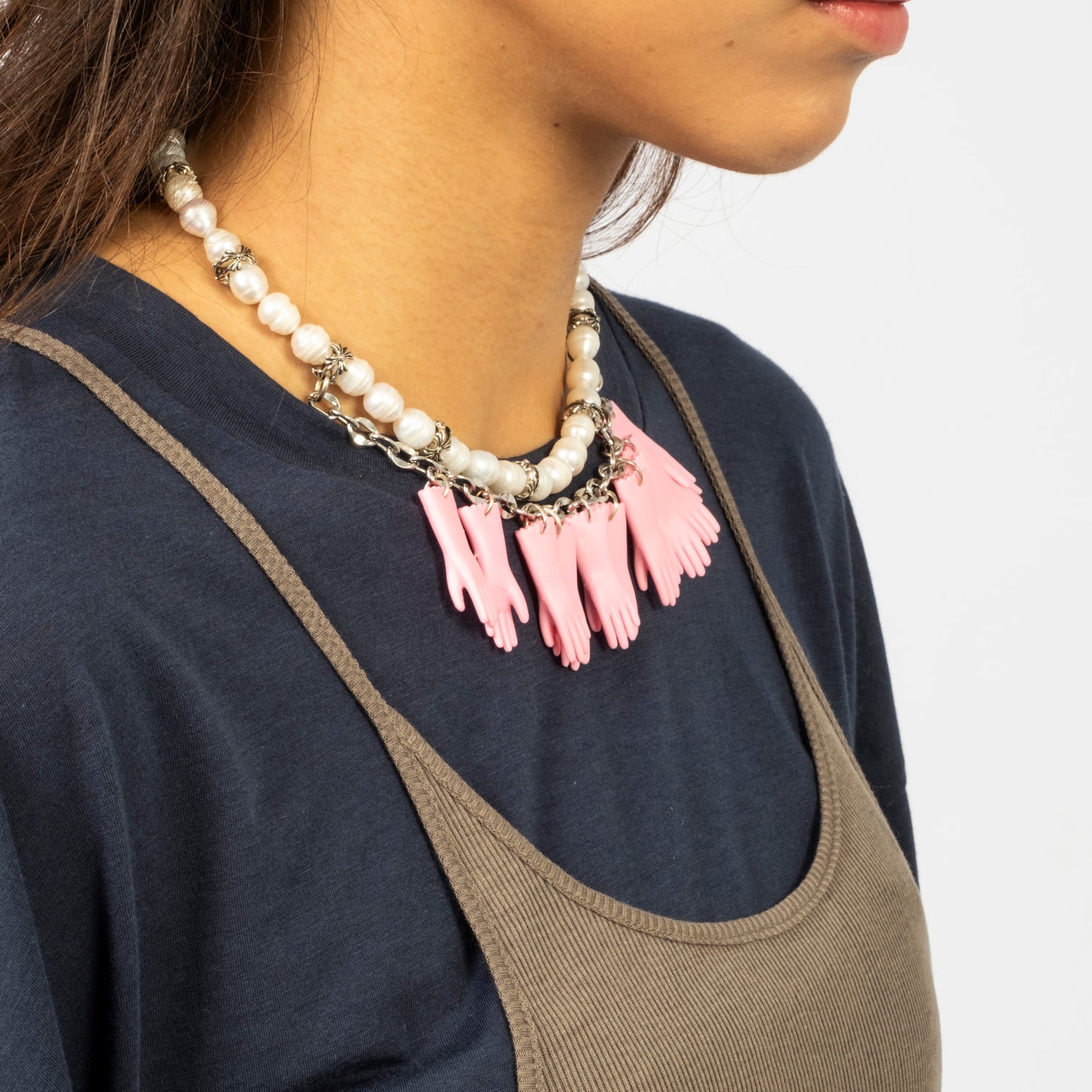 [52HZ LAB] GLOVES NECKLACE