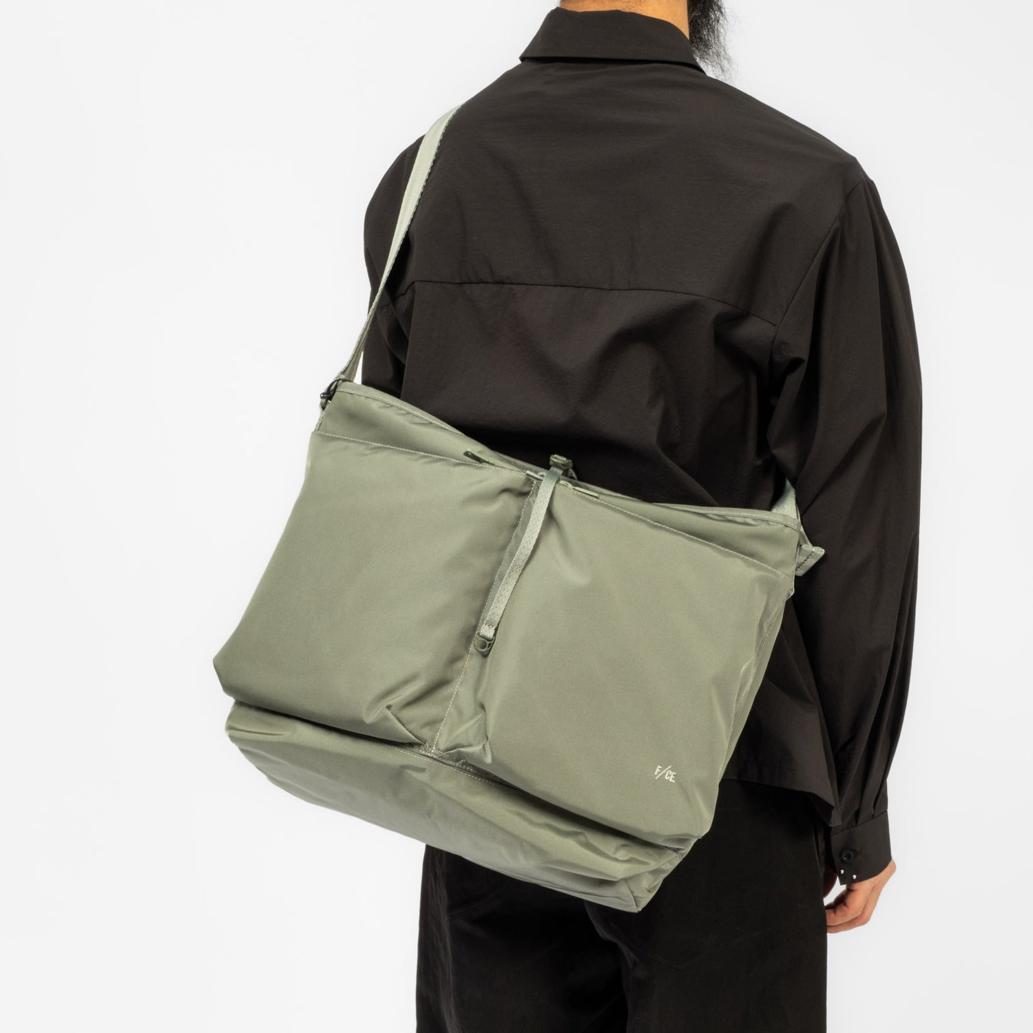 [F/CE] 420 RE/COR COURIER SHOULDER BAG _ FOLIAGE GR
