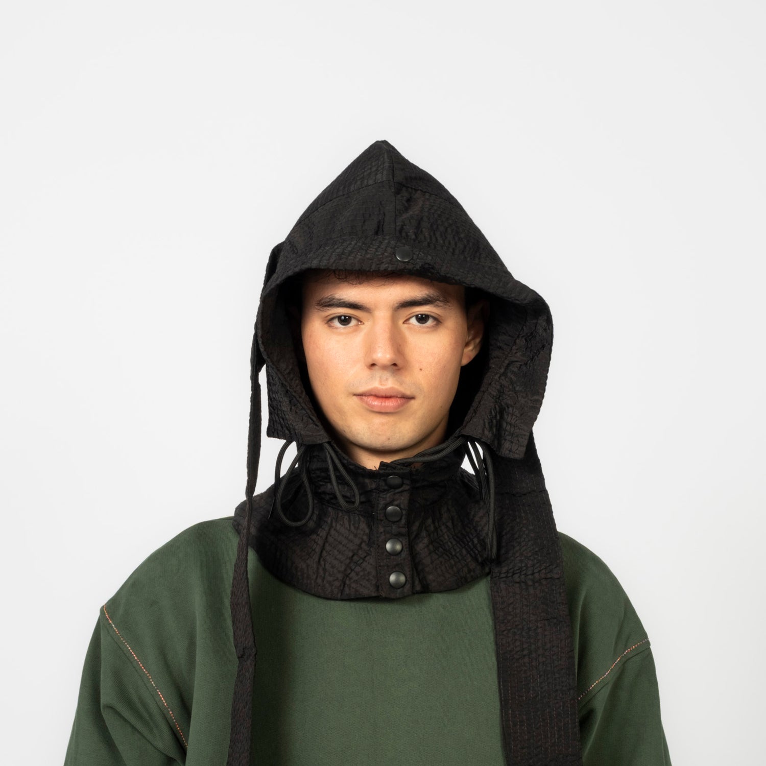 [FORTUNE W.W.D.] STITCHED-THROUGH HOOD _ BLACK