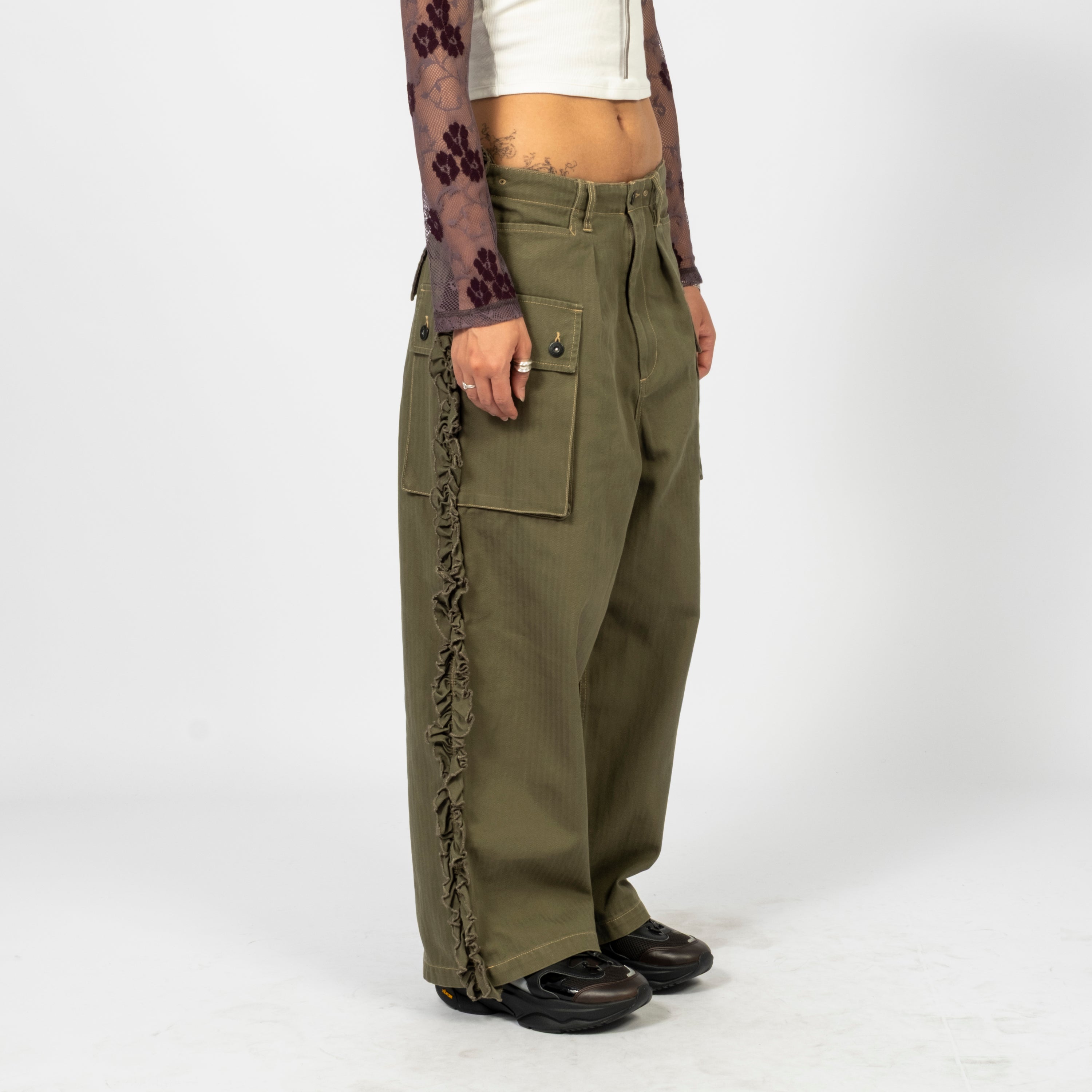 [RHODOLIRION] UTILITY PANTS HERRINGBONE _ OLIVE