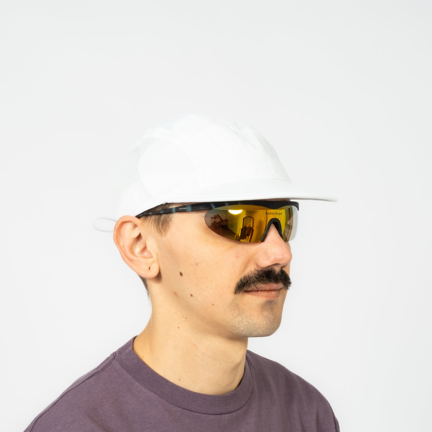 [DISTRICT VISION] PERFORMANCE PANELLED MESH HAT _ WHITE
