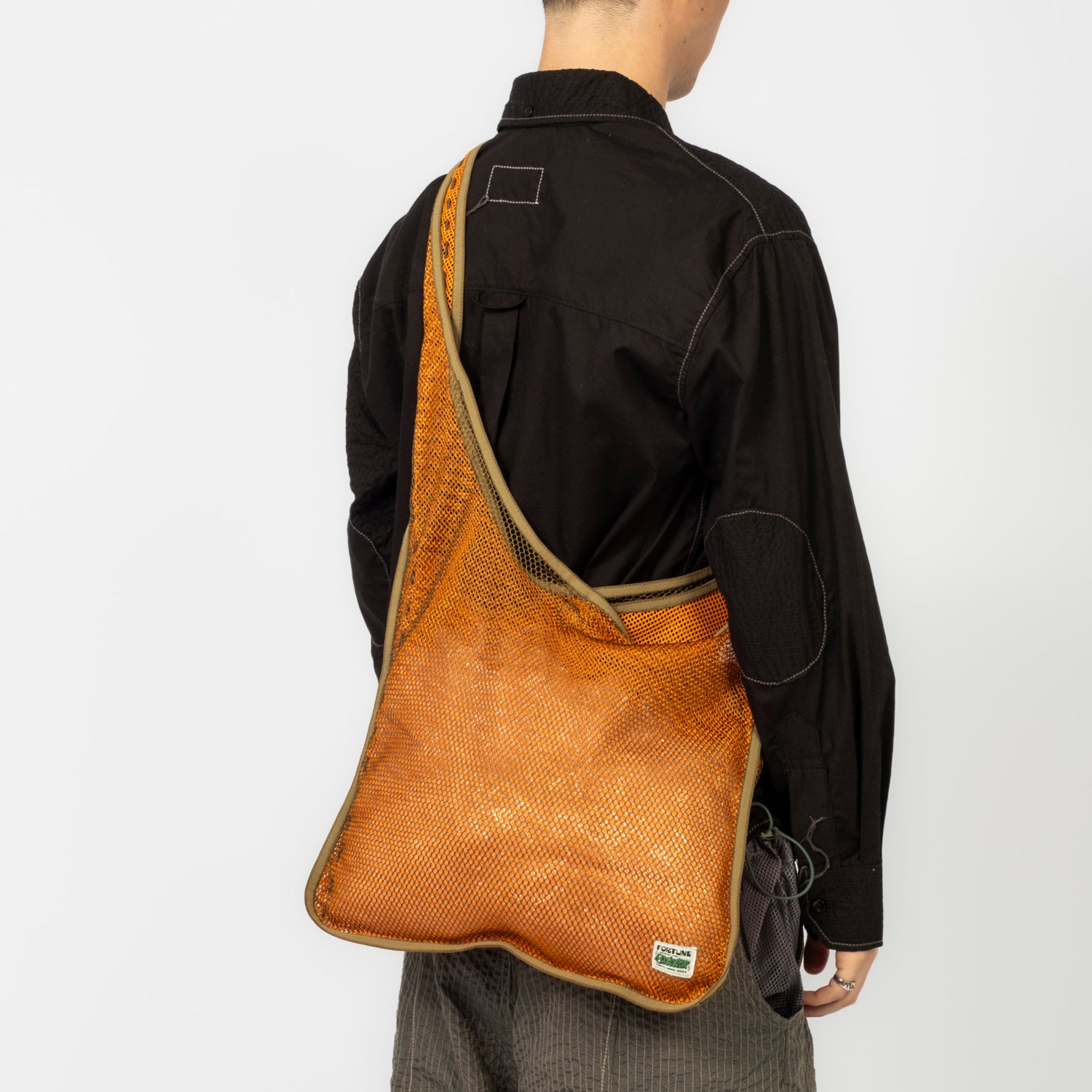 [FORTUNE W.W.D.] ADJUSTABLE MESH SHOPPER BAG _ OLIVE/ORANGE
