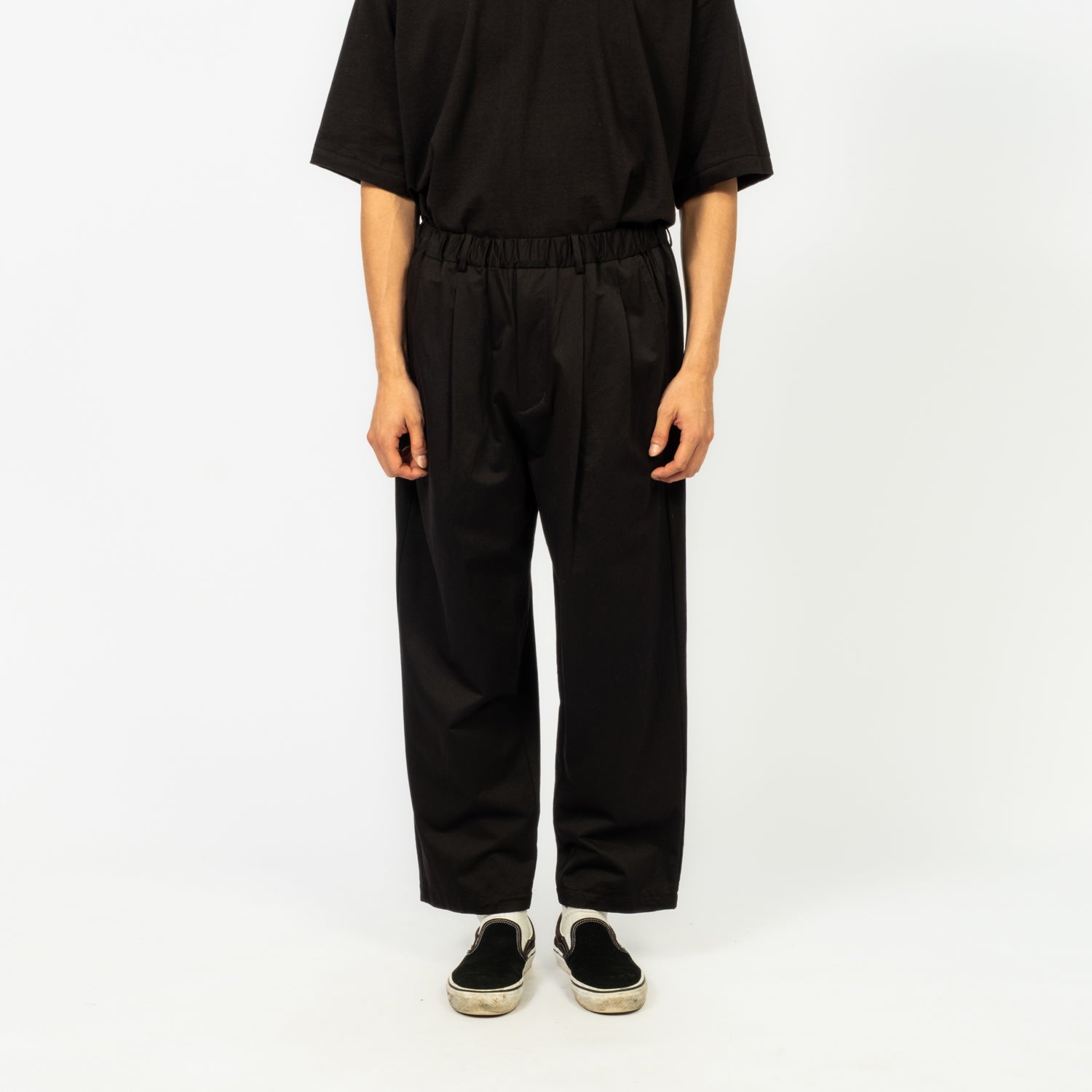 [YOKO SAKAMOTO] DOUBLE PLEATED WIDE EASY PANTS _ BLACK