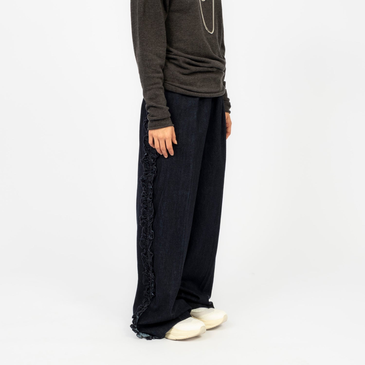 [RHODOLIRION] FRILL SIDE FLARE PANTS _ INDIGO