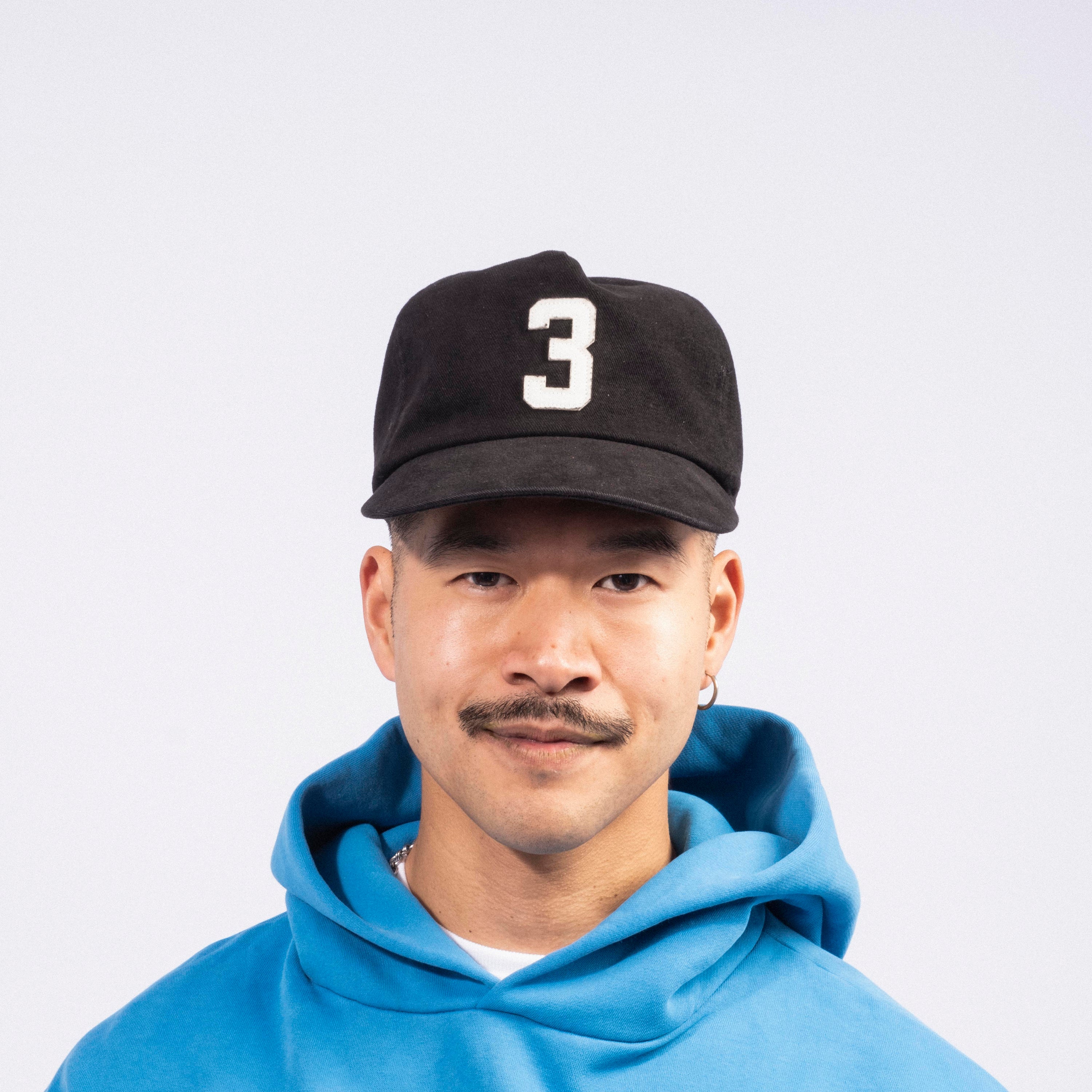 [COLLECT PIECES] NUMBER 3 5 PANEL CAP _ BLACK