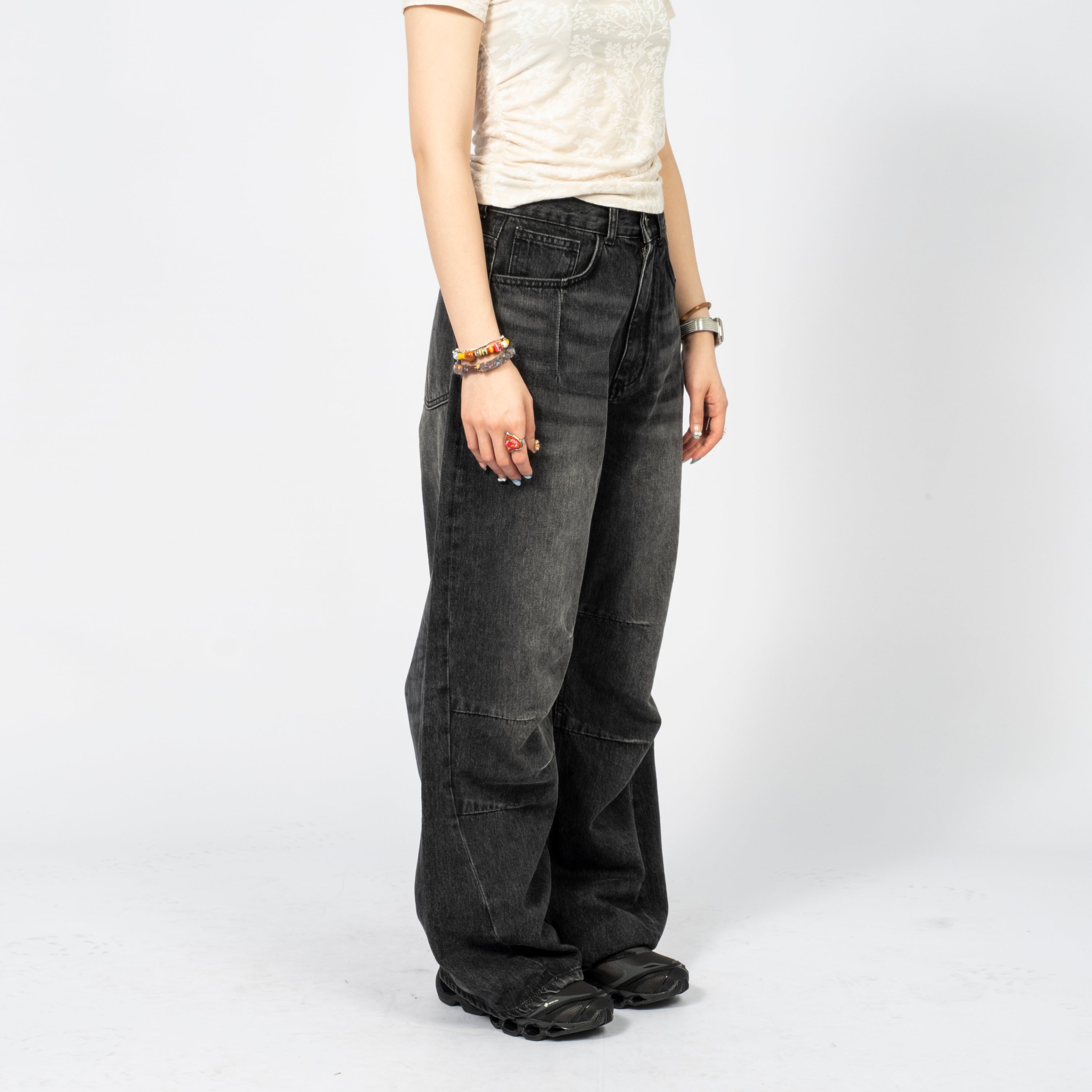 [999HUMANITY] AV PLEATS DENIM PANTS _ WASHED BLACK
