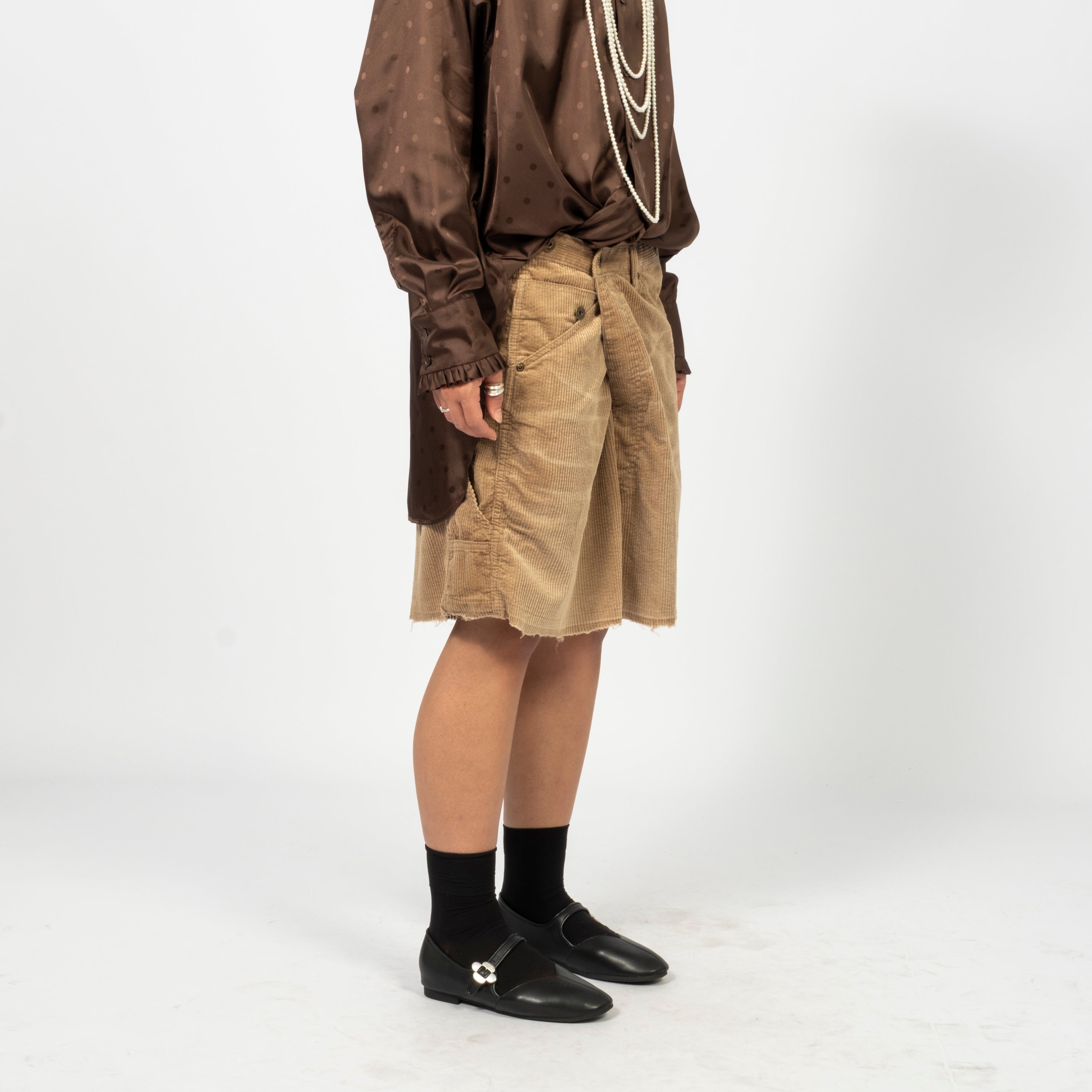 [RHODOLIRION] PAINTER HUGE SHORTS CORDUROY_ KHAKI