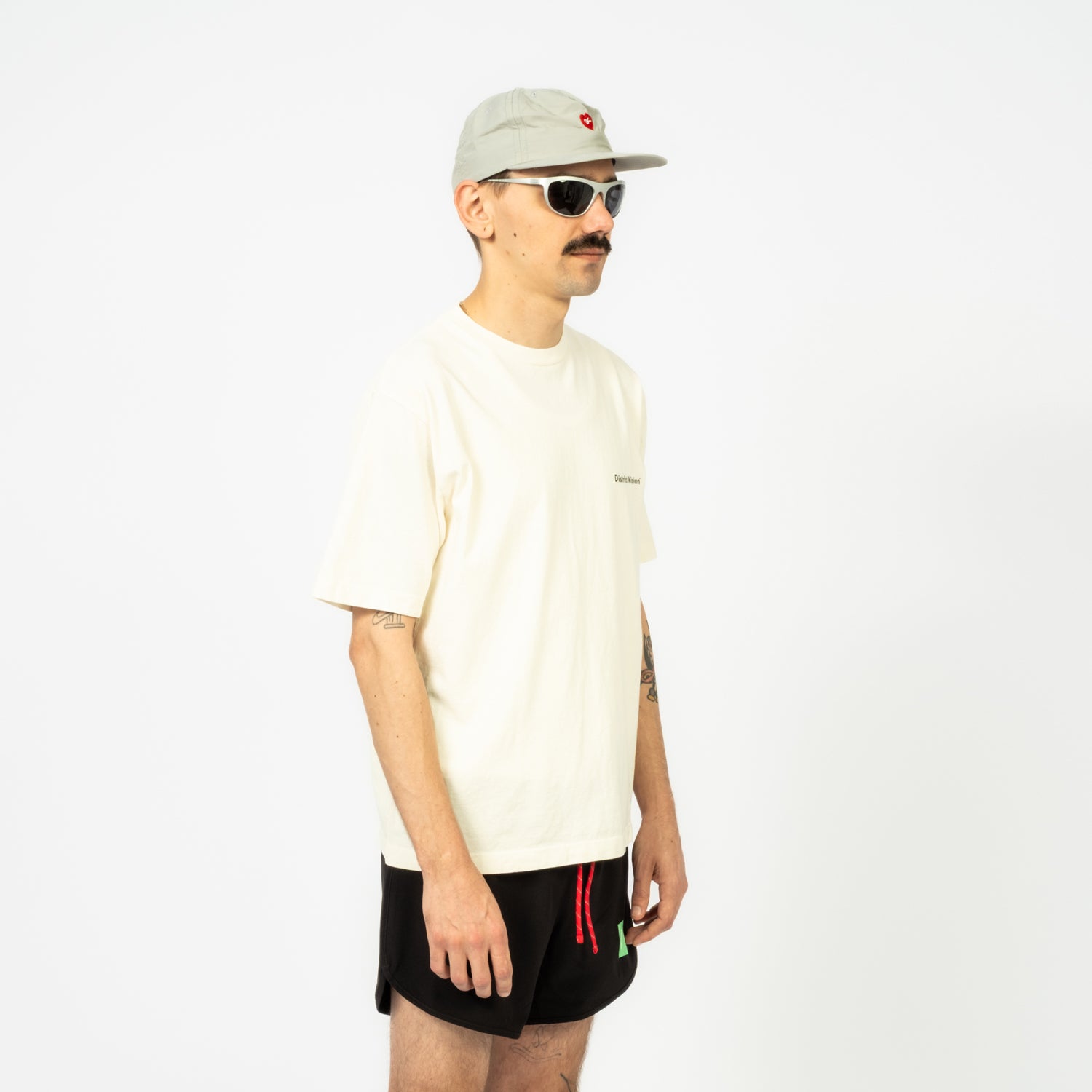 [DISTRICT VISION] CALIFORNIA COTTON TEE _ ARROW EYE VINTAGE WHITE